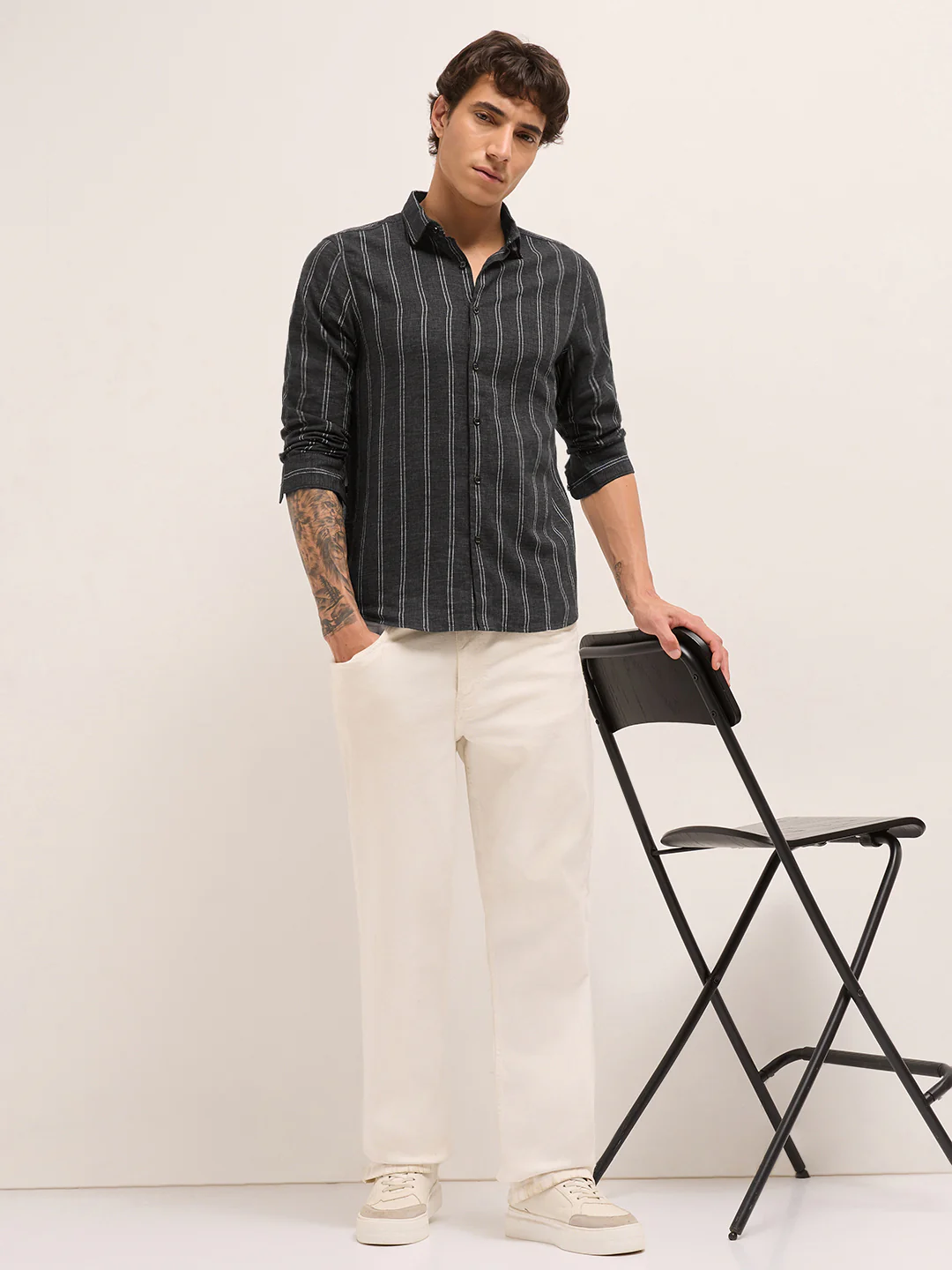 Men Woven Striped Casual Shirt - Image 4