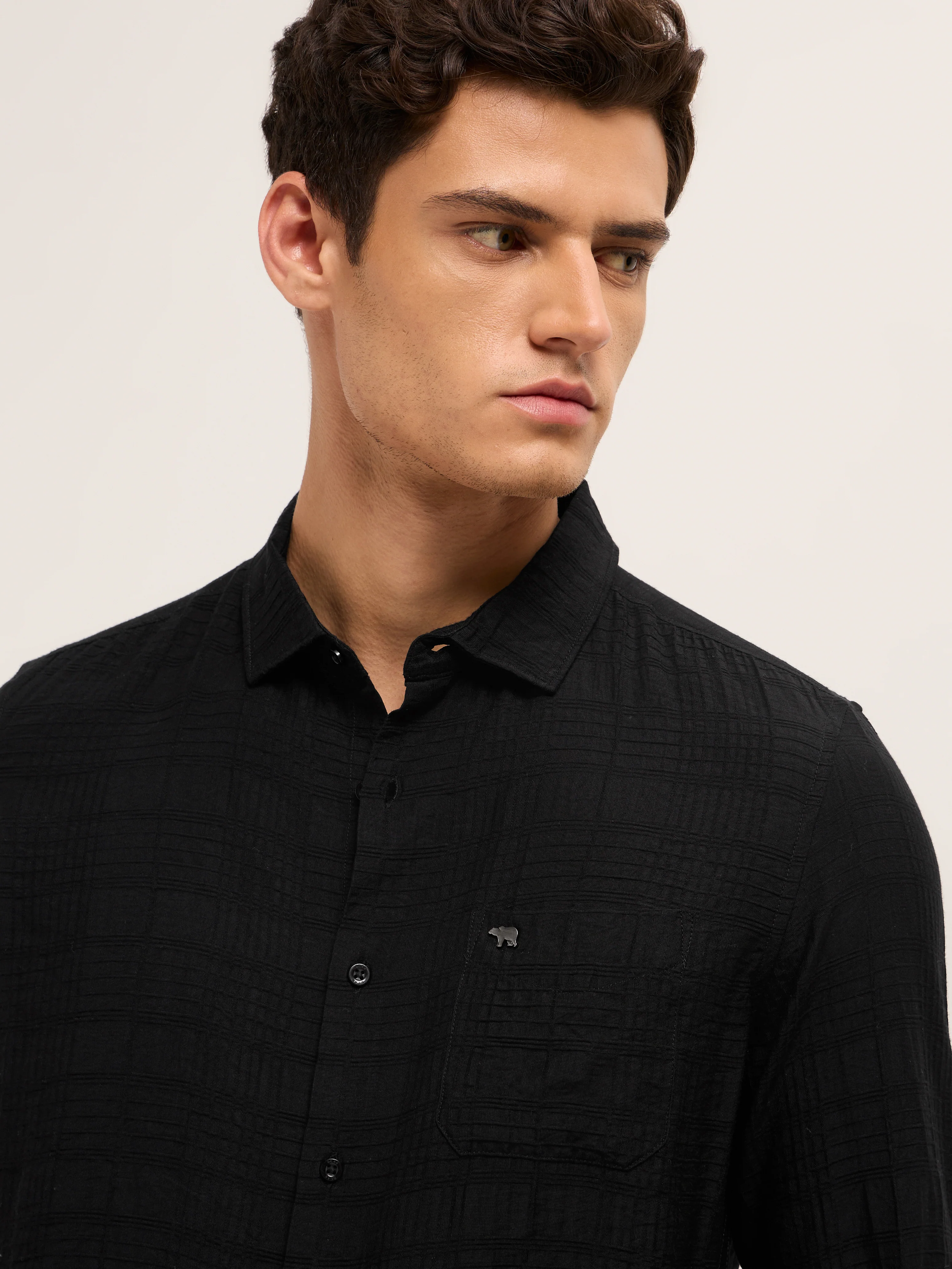 Men Woven Striped Casual Shirt - Image 5