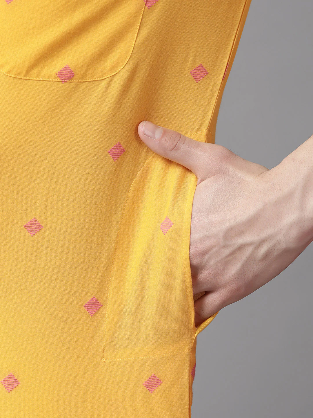Men Yellow & Maroon  Woven Design Straight Kurta - Image 4