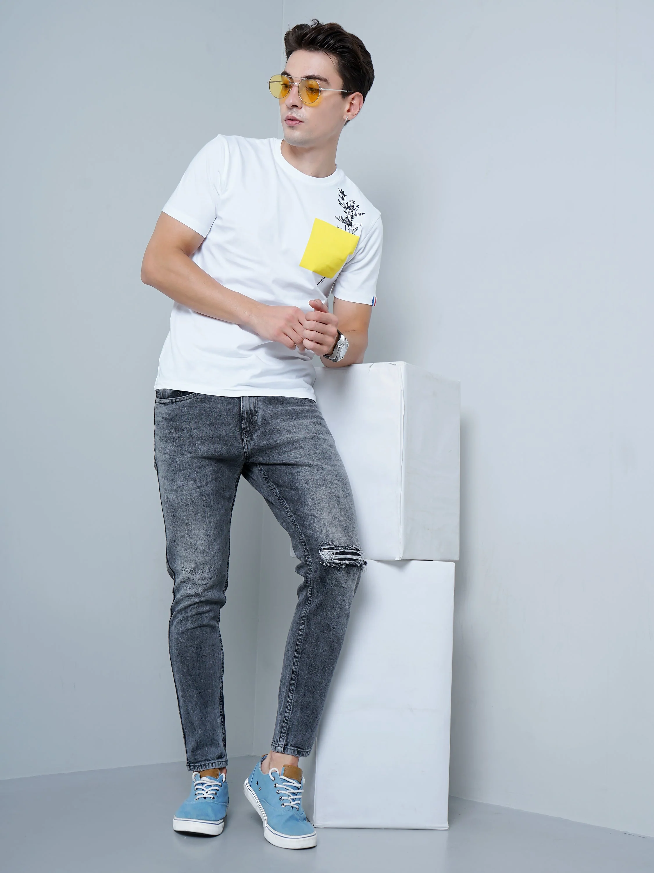 Men Yellow Patch White T-Shirt - Image 6
