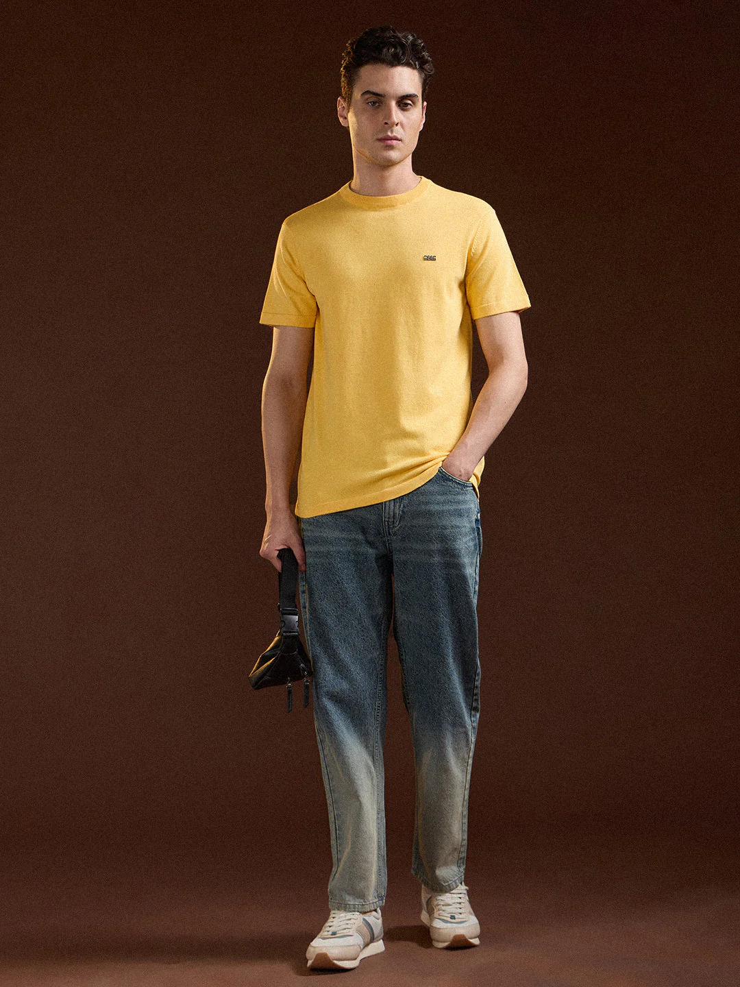 Men Yellow Solid Regular Fit Ribbed Crew Neck T-shirt - Image 4