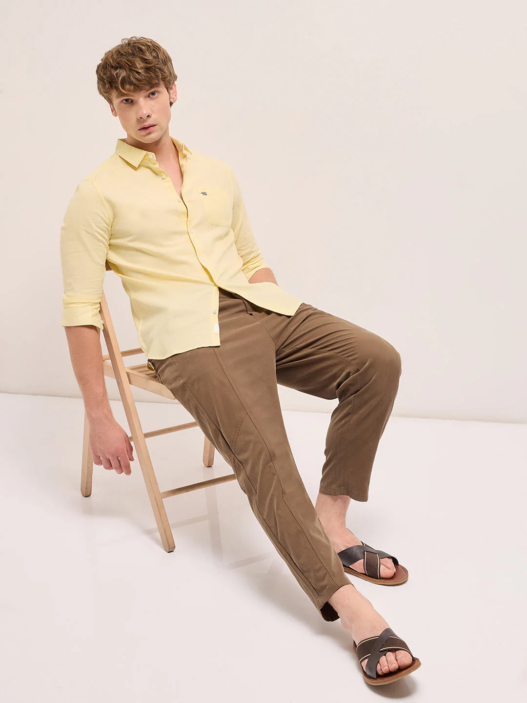 Men Yellow Solid Slim Fit Casual Shirt - Image 4