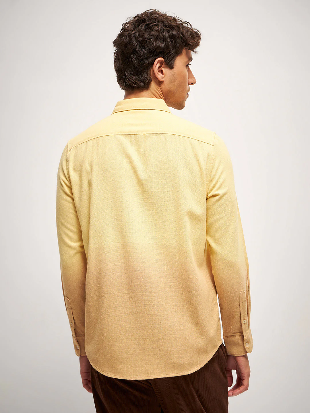 Men Yellow Tie and Dye Slim Fit Casual Shirt - Image 2