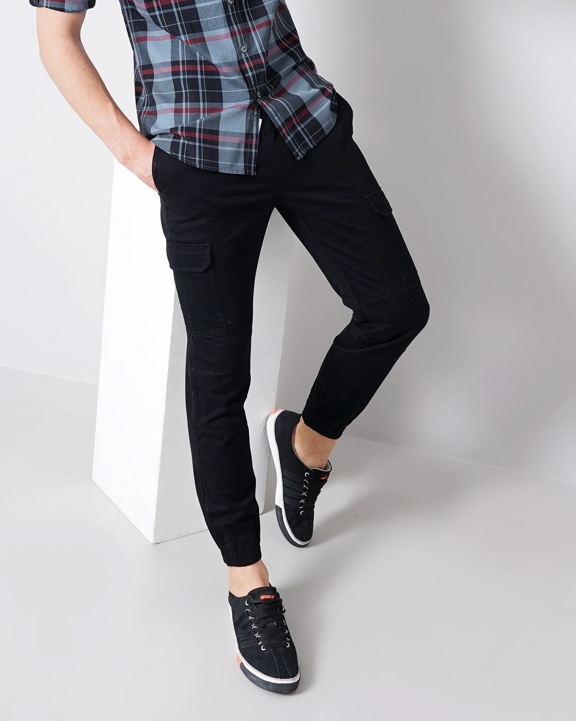 Men Black Joggers - Image 3
