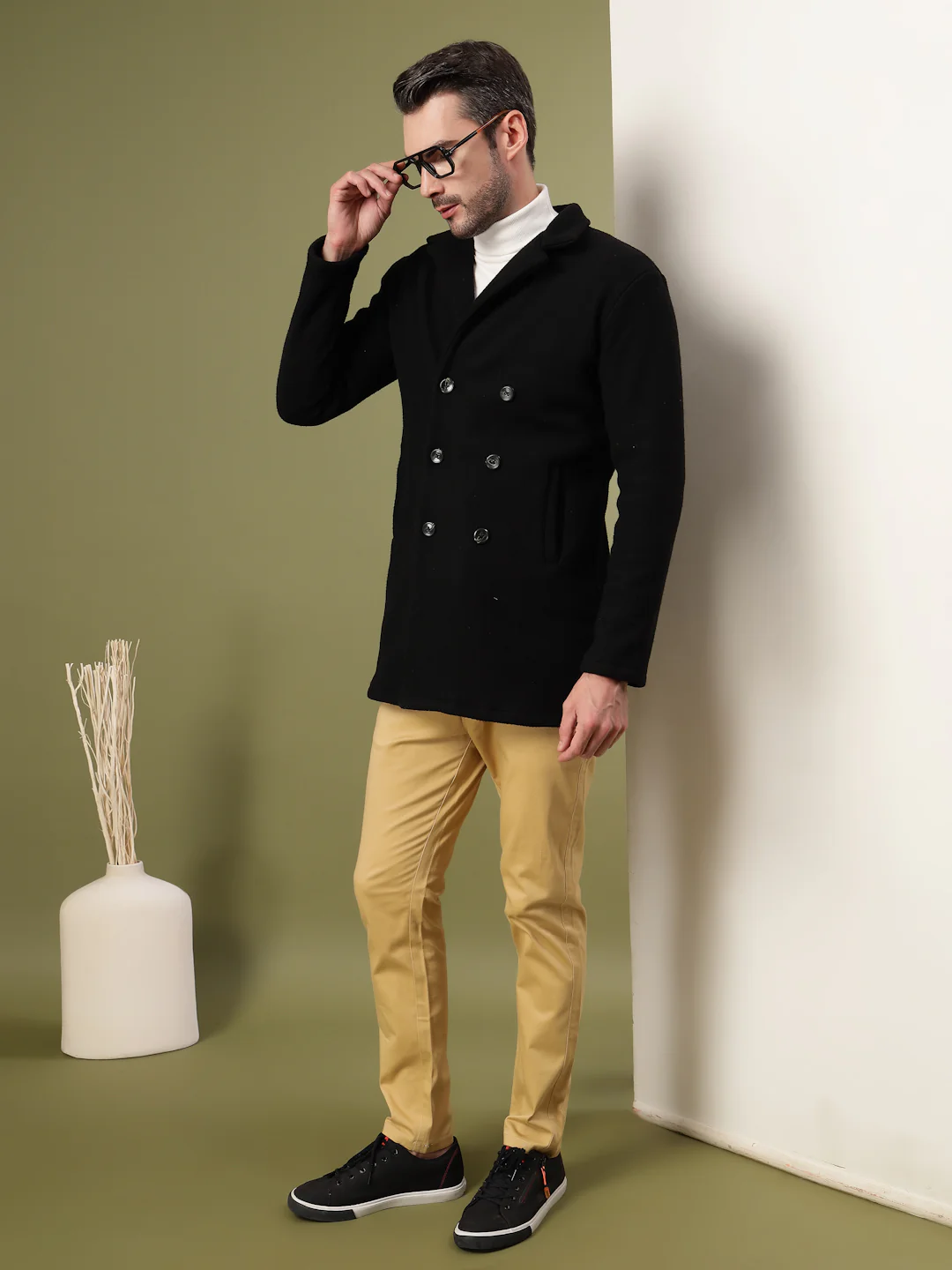 Men Black Polar Fleece Solid Double Breasted Coat - Image 2
