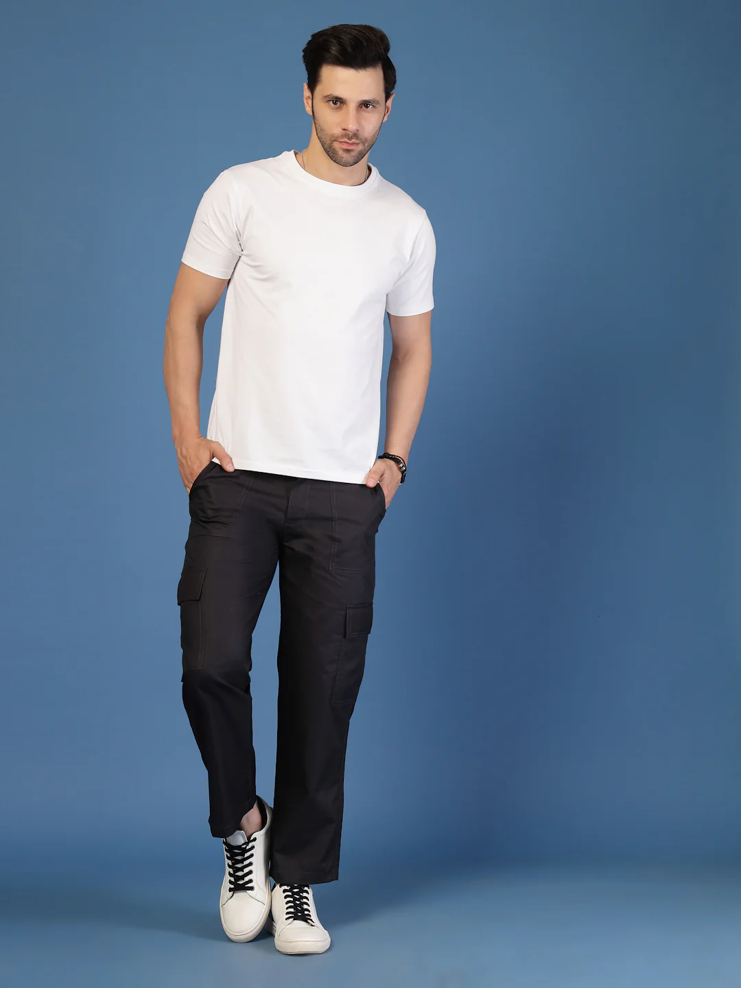 Men Black Twill Solid Cargo - Image 2