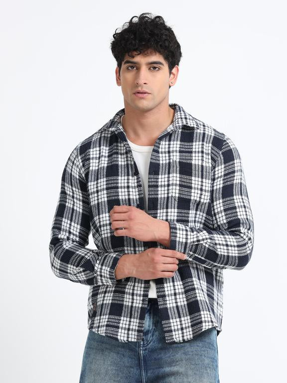 Men Checkered Long Sleeve Hooded Casual Shirt - Image 4