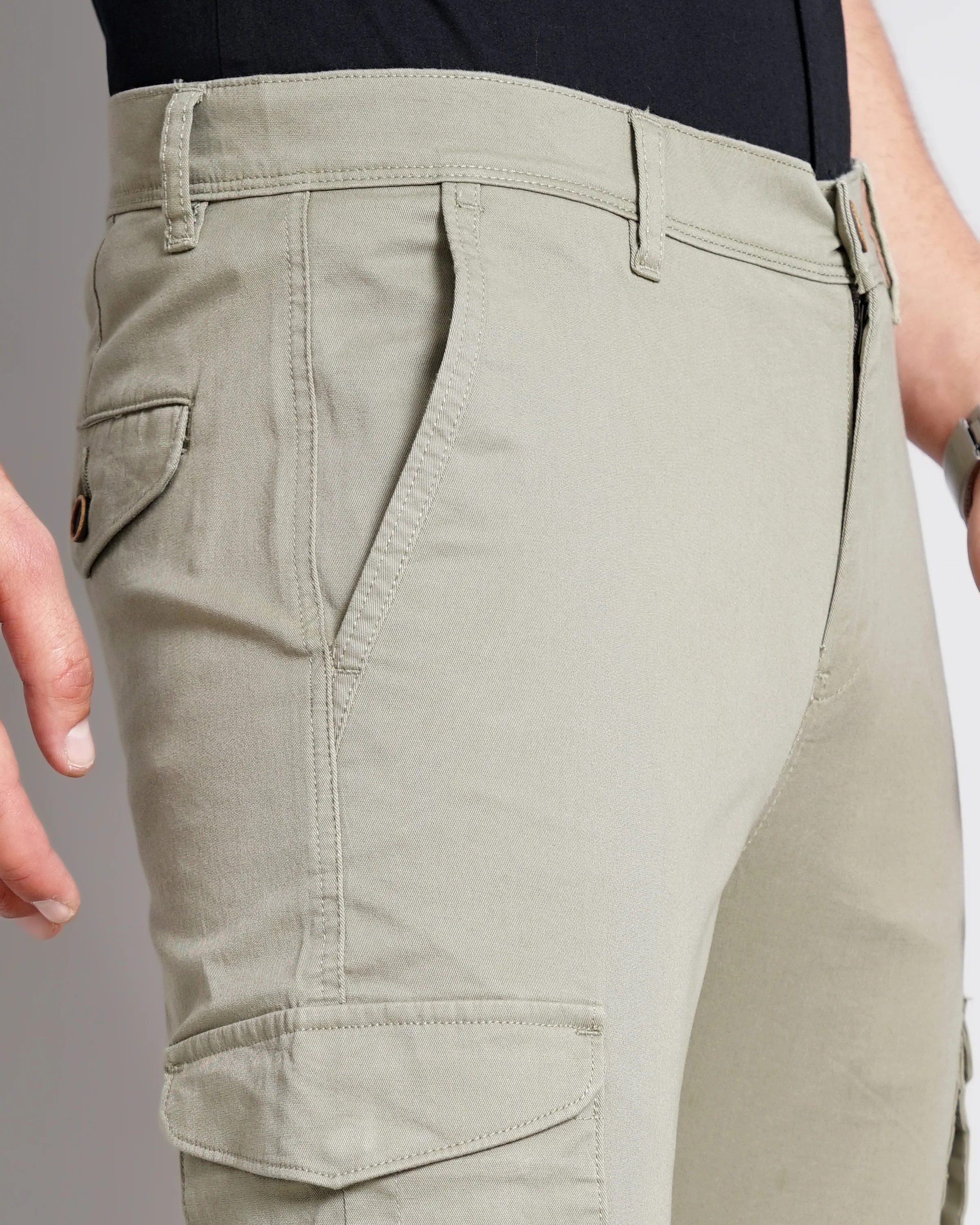 Men Green Joggers - Image 4