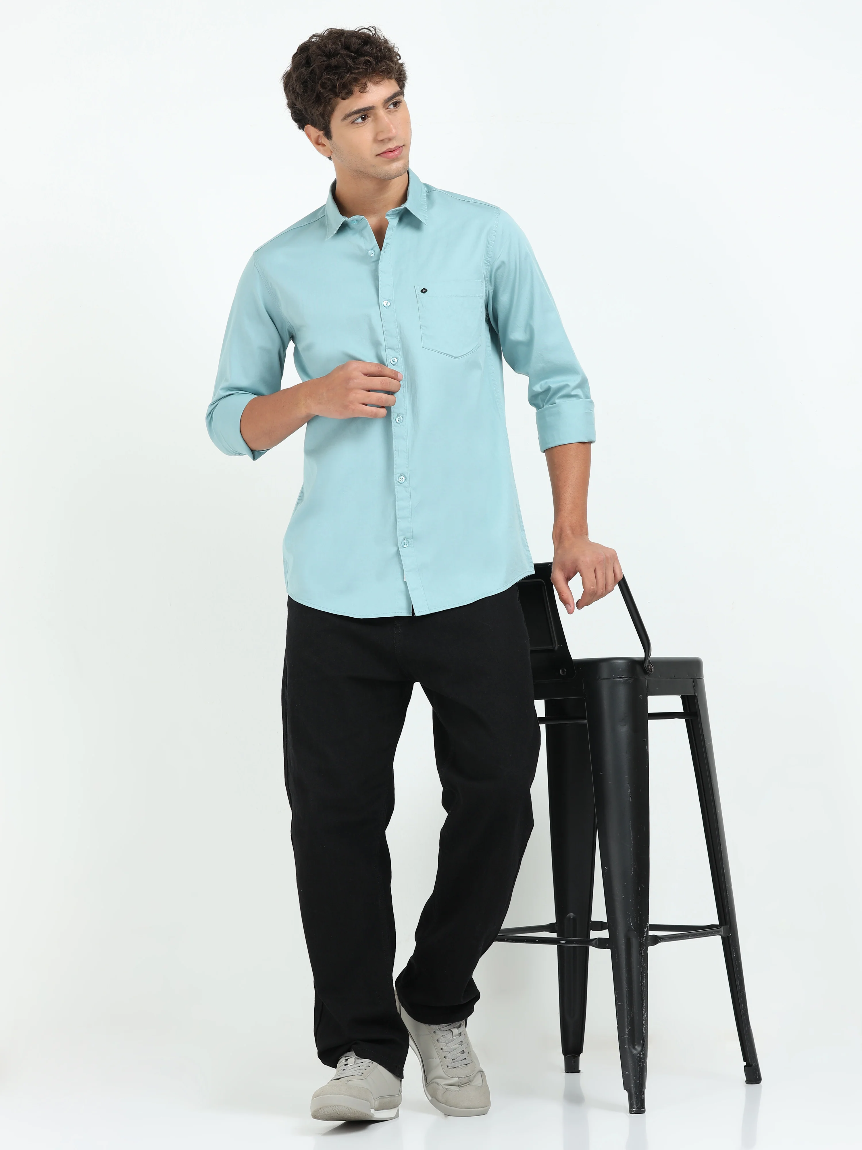 Men Green Twill Shirt Slim Fit - Image 5
