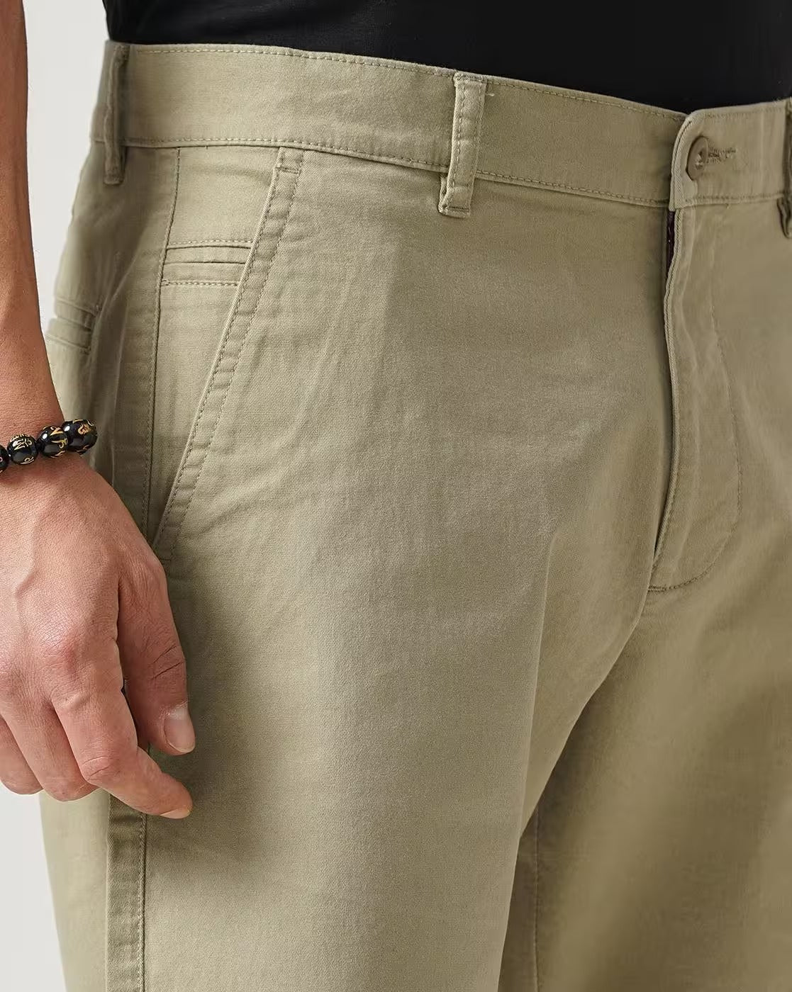 Men Khaki Shorts - Image 2