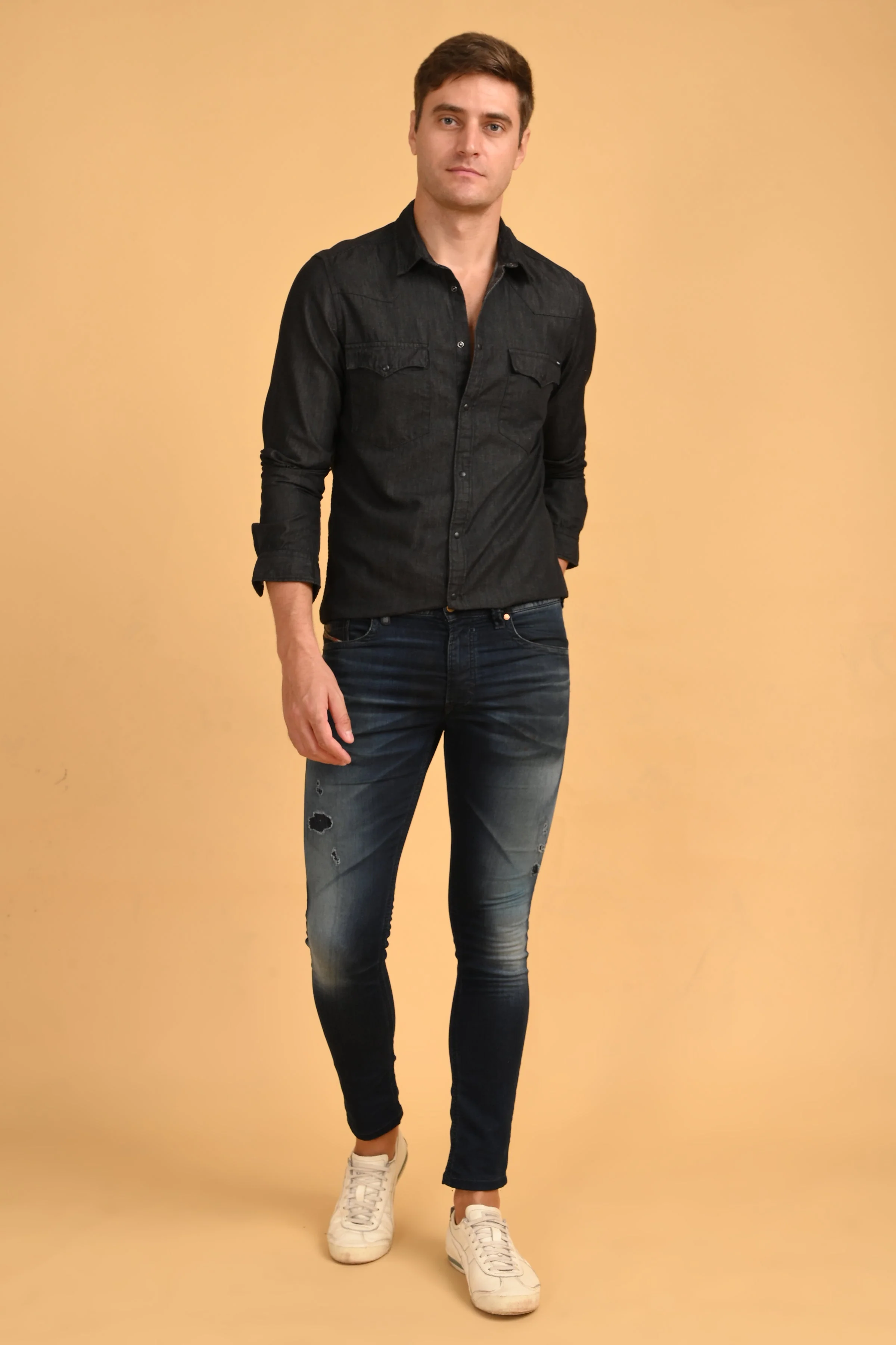 Men RAISON Black Detailed Denim Shirt - Image 7