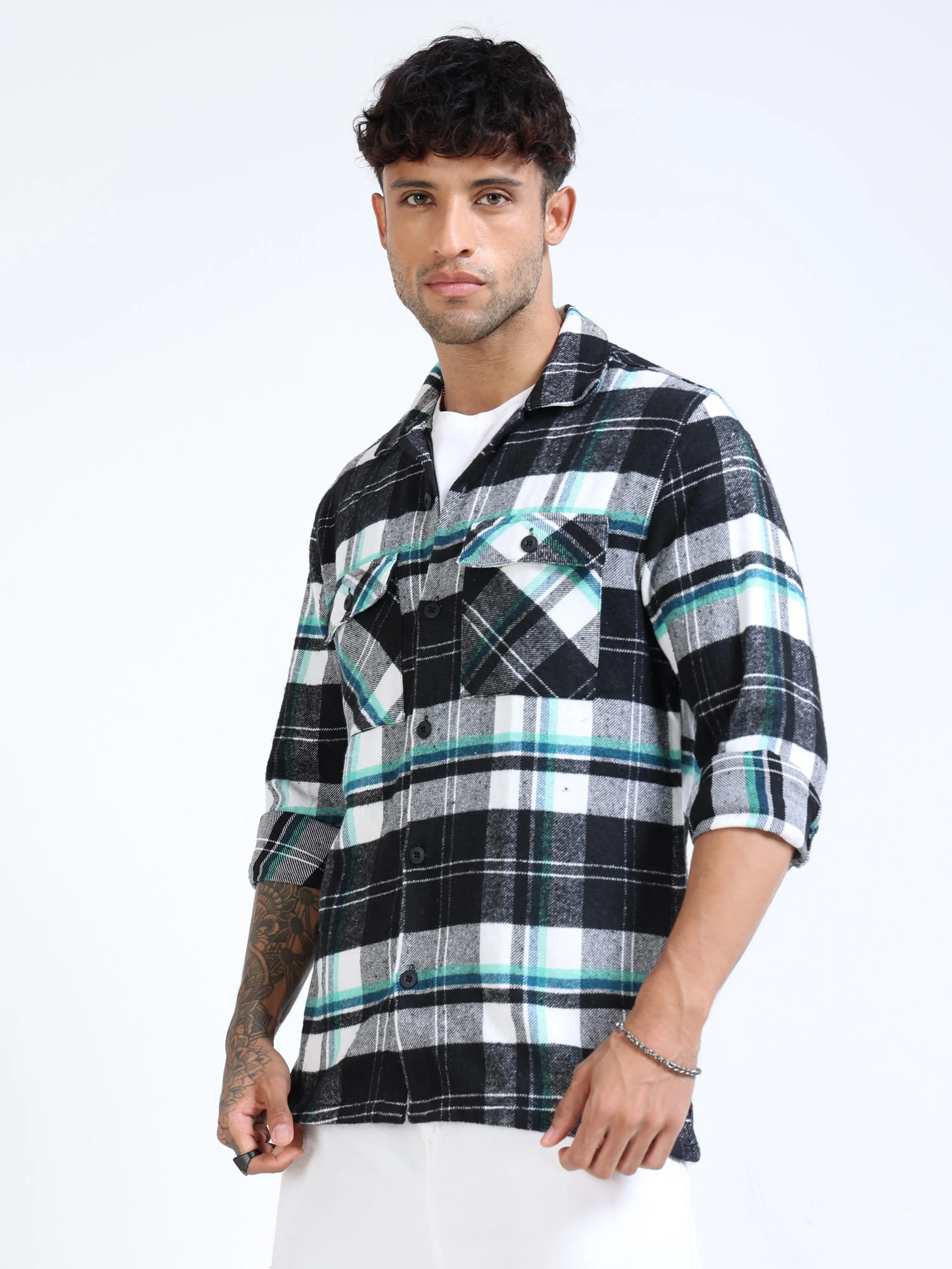 Men Twill Checked Black Casual Overshirt - Image 2