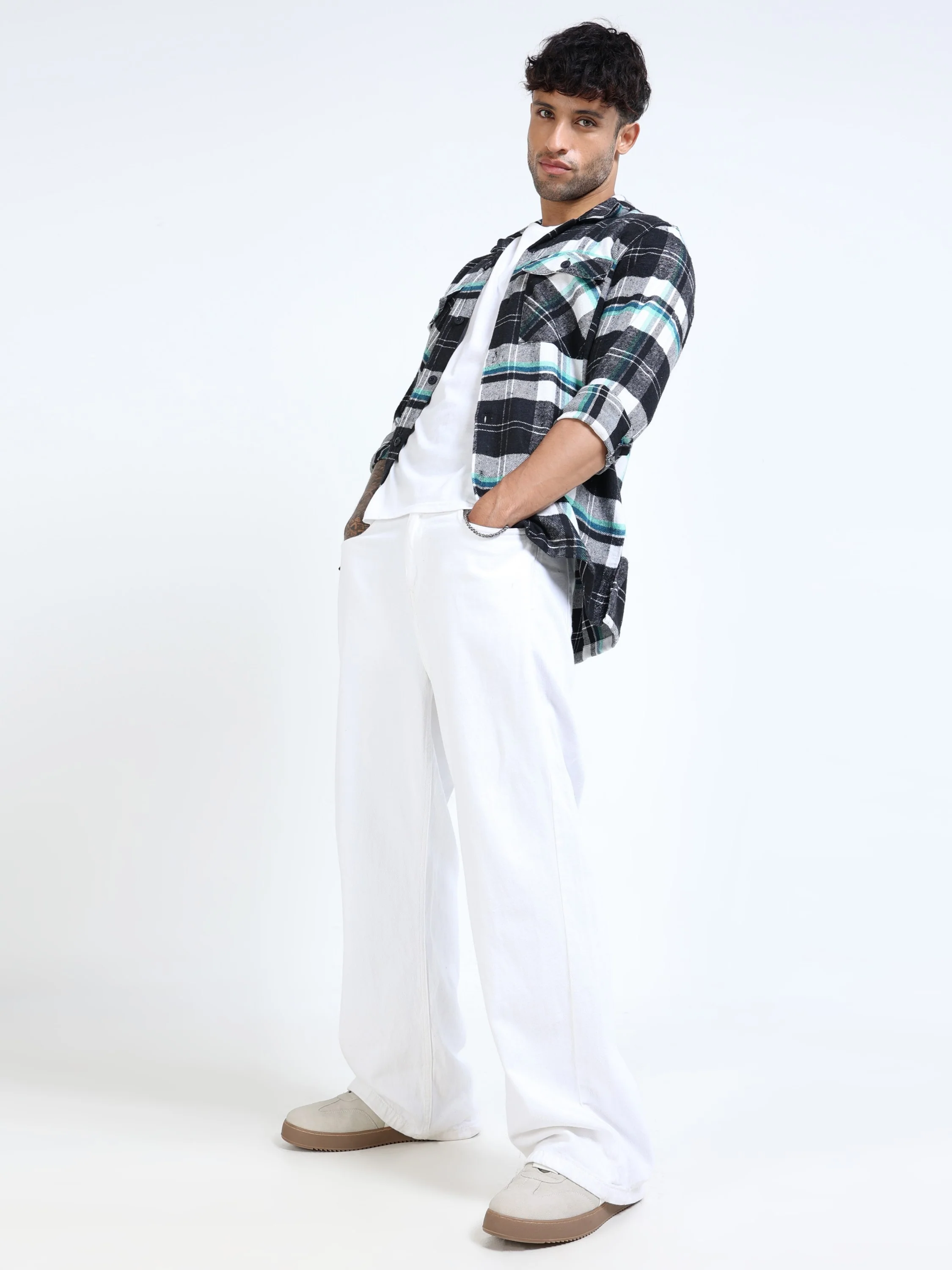 Men Twill Checked Black Casual Overshirt - Image 5