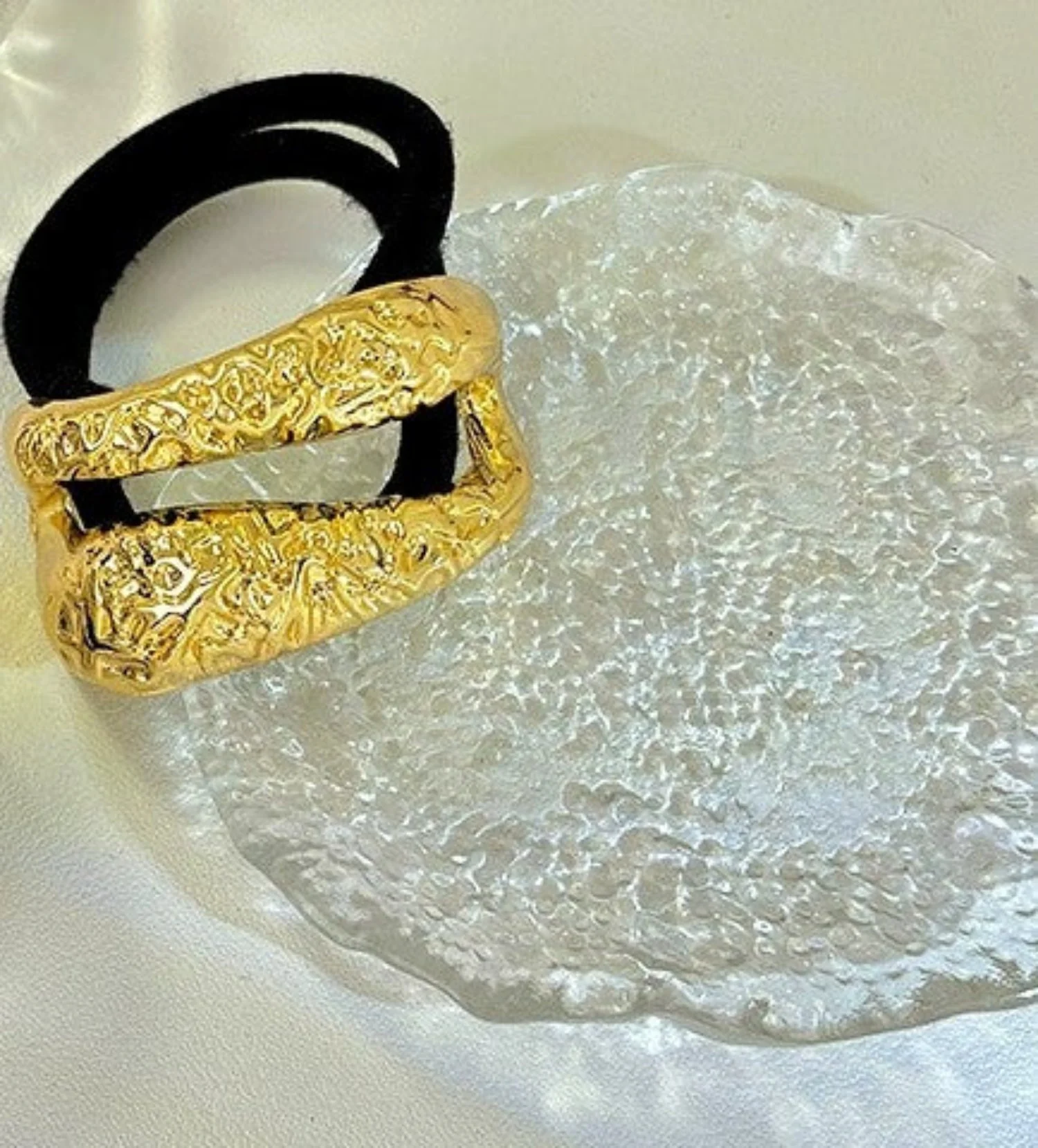 Molten Gold Textured Hair Tie - Image 2