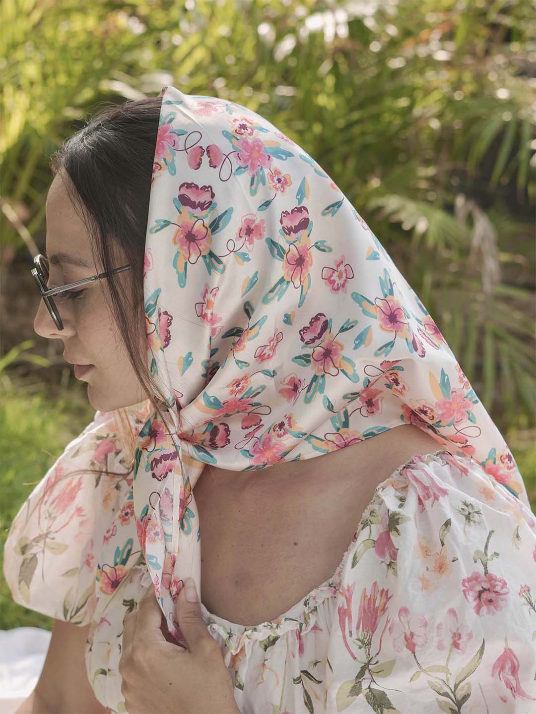 Multi Bloom Bandana - Image 2