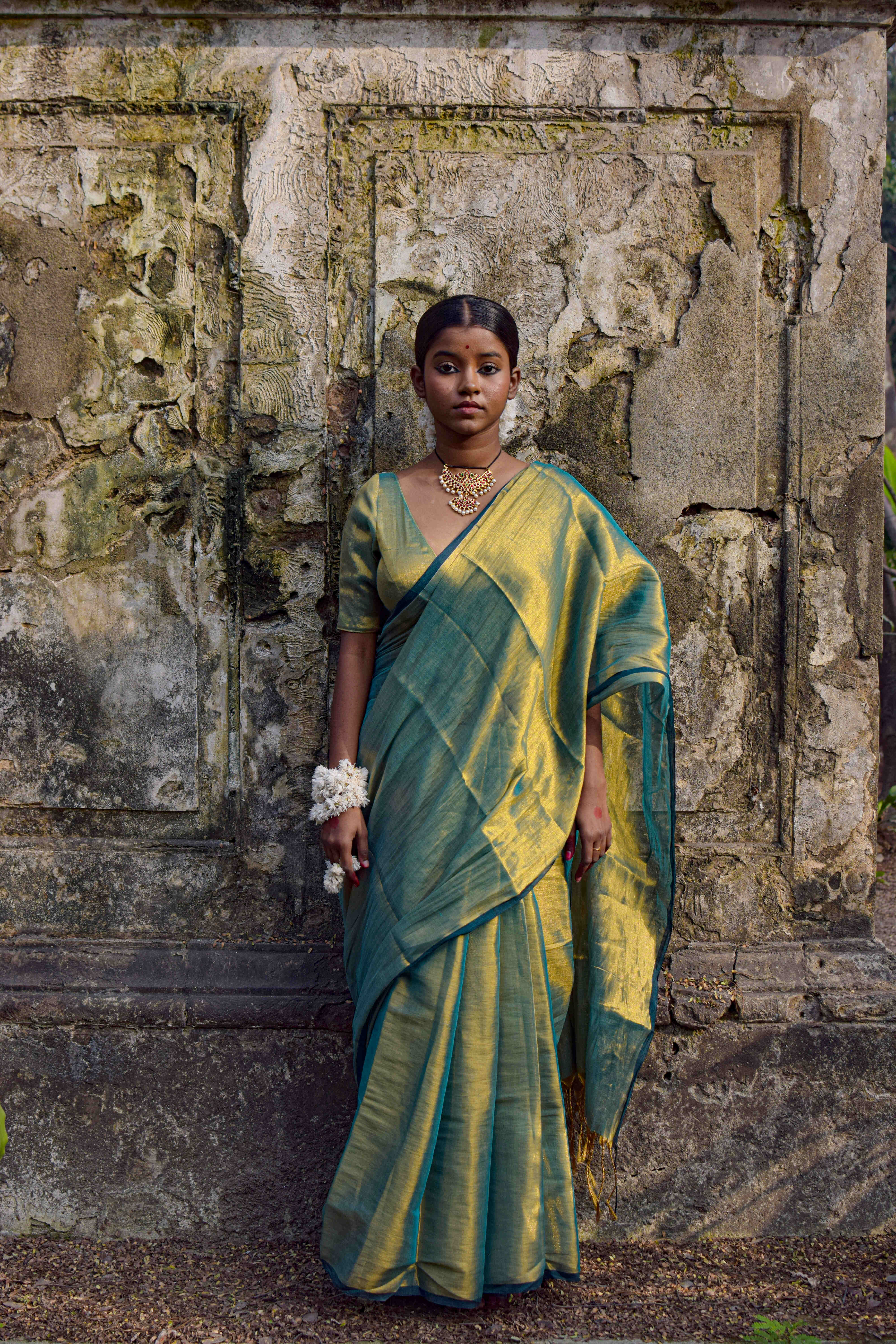 Pataka Seagreen Dual tone Tissue Saree - Image 2