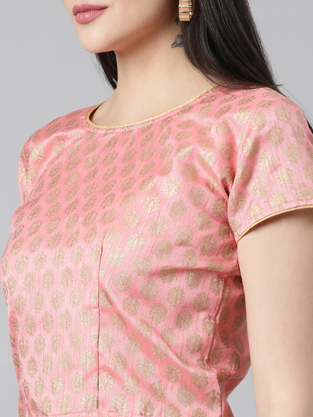 Pink Solid Short Sleeves Mandarin Collar Dupion Silk Knot Blouse - Image 6