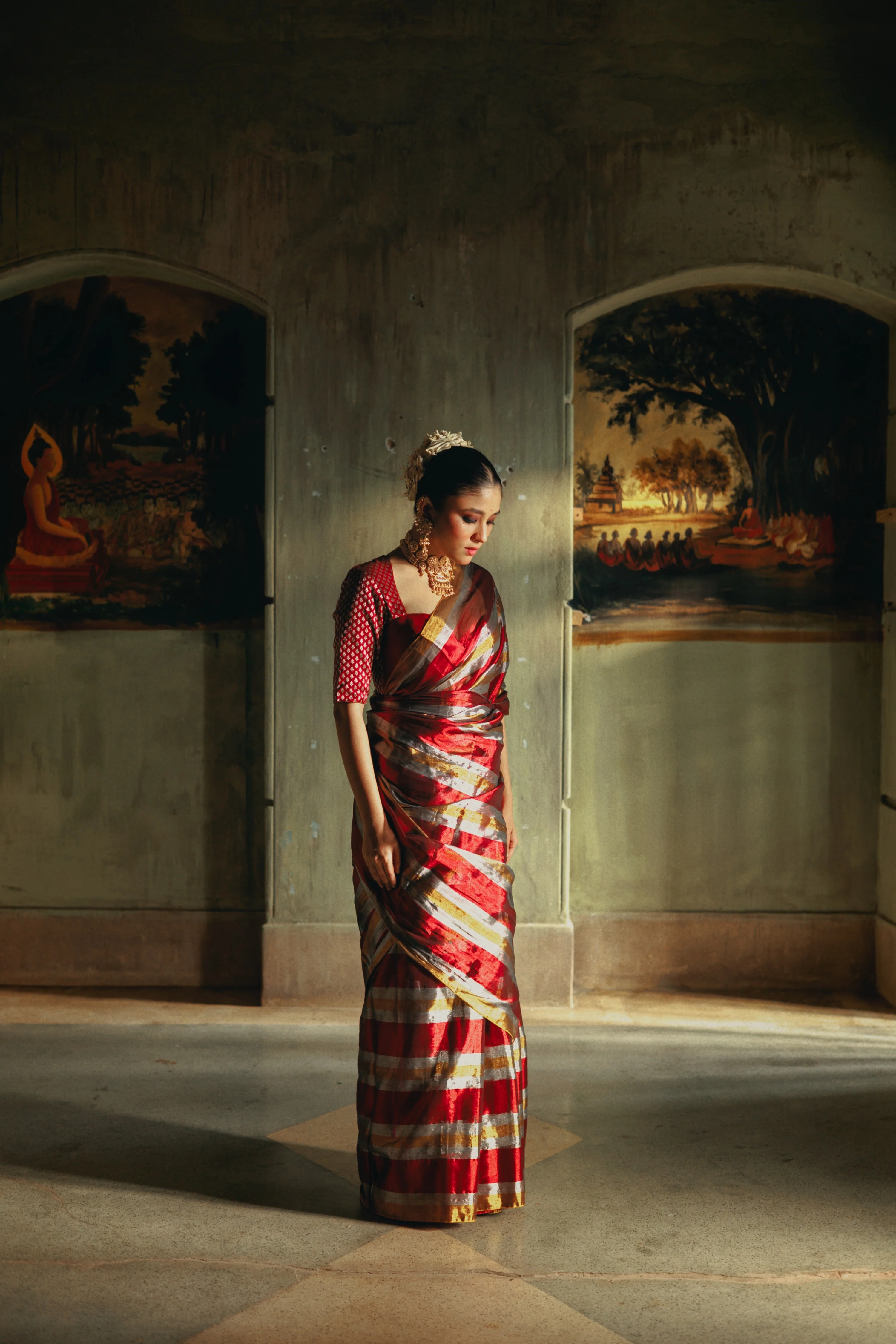 Prathamika Multicolour Striped Handloom Tissue Saree - Image 6