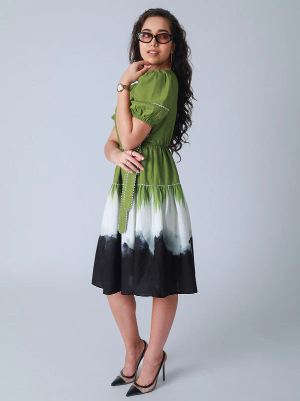 Women Printed Wrap Dress - Image 4