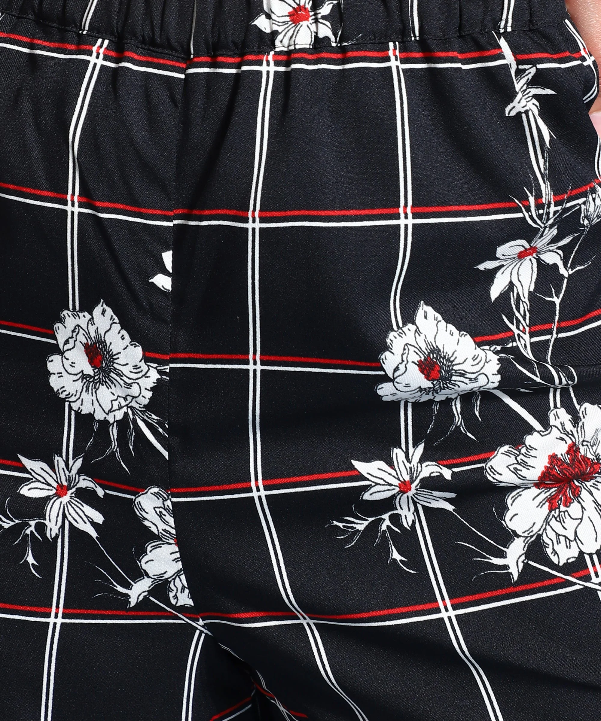Women Black & White Flared Trousers - Image 5