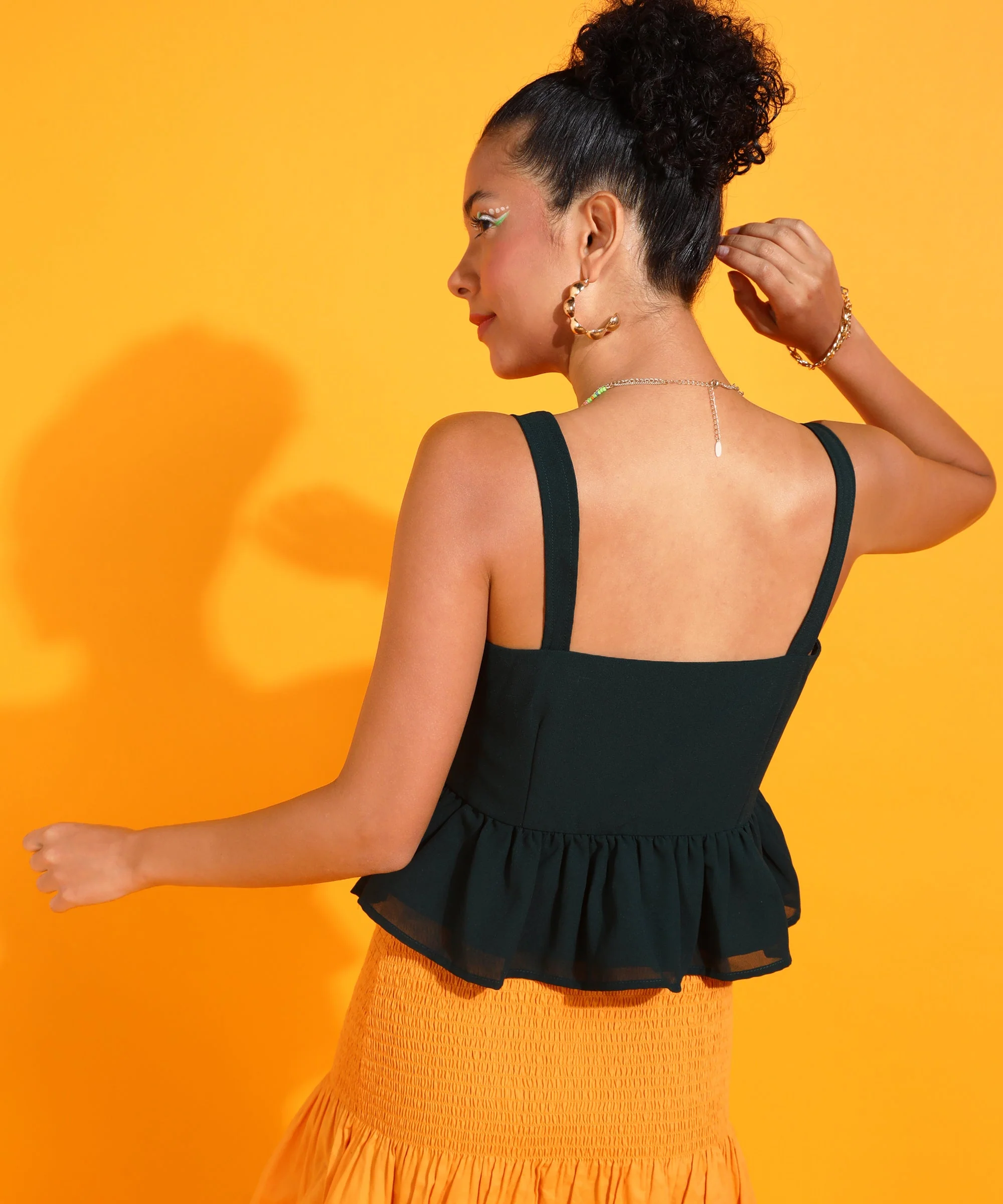 Women Green Neck Solid Peplum Top - Image 3