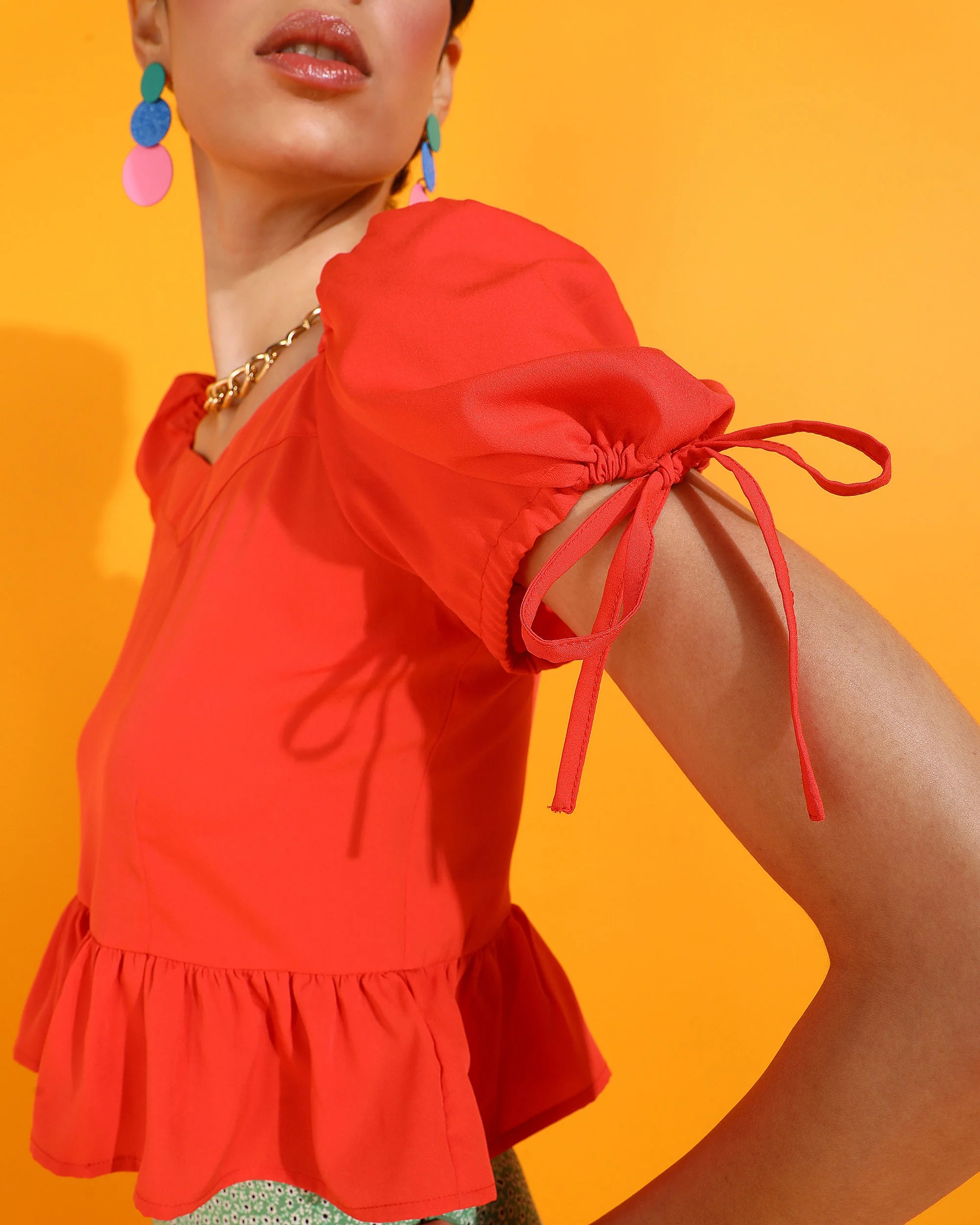 Women Solid Peplum Top - Image 4