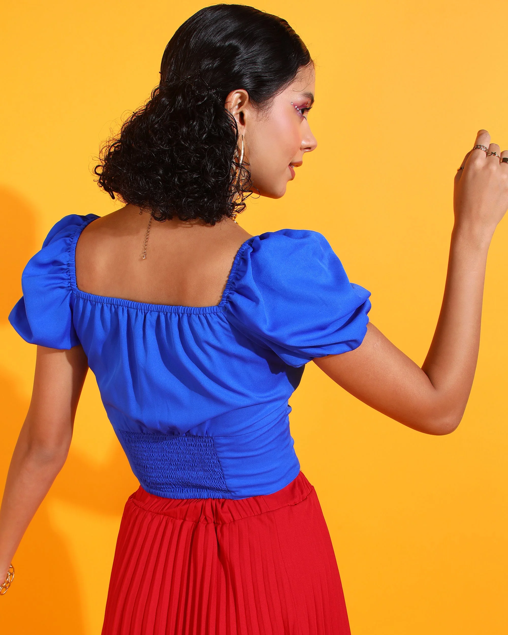 Women Square Neck Floral Fitted Top - Image 3