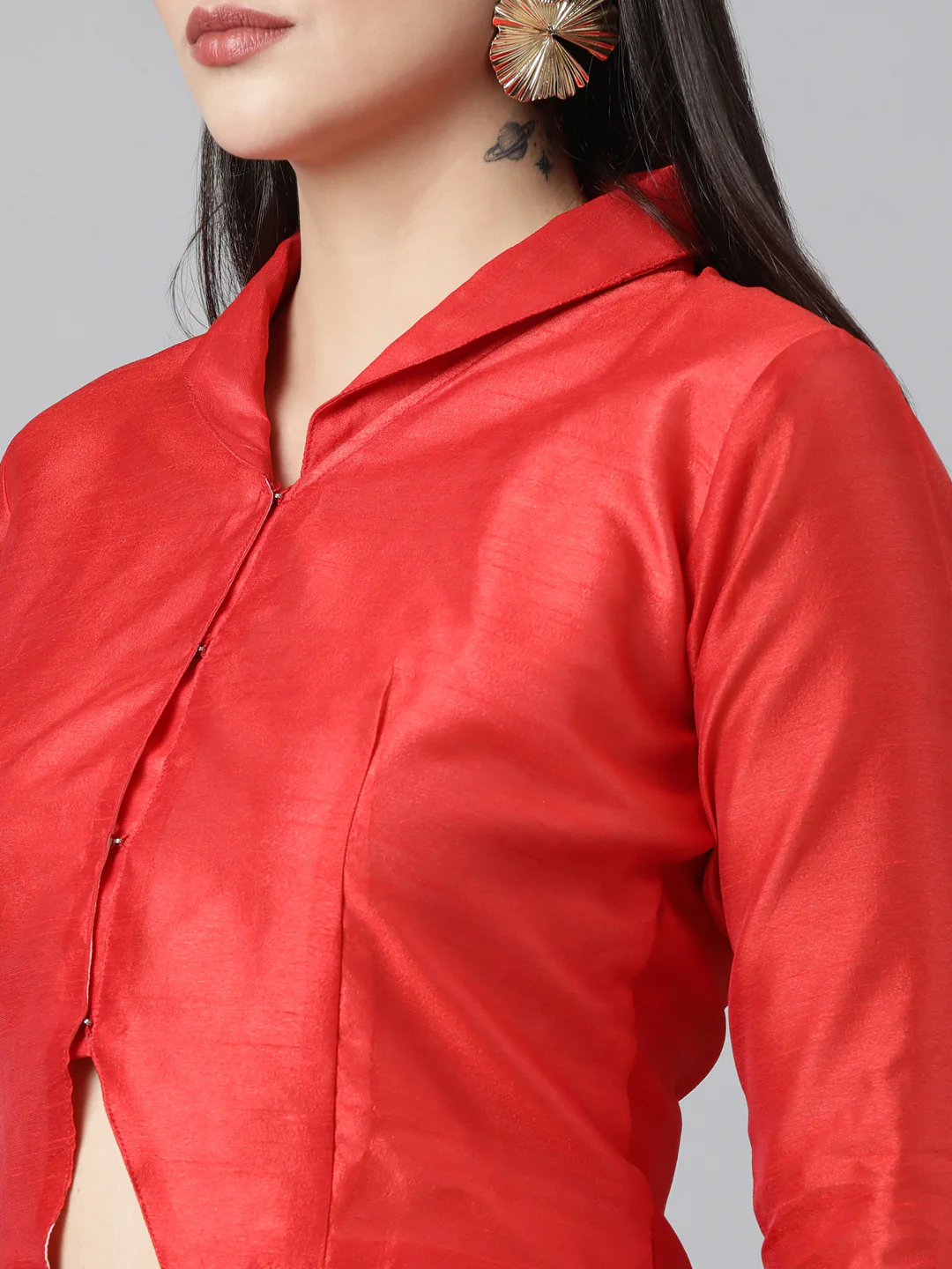 Red Solid Three-Quarter Sleeves Mandarin Collar Dupion Silk Knot Blouse - Image 6