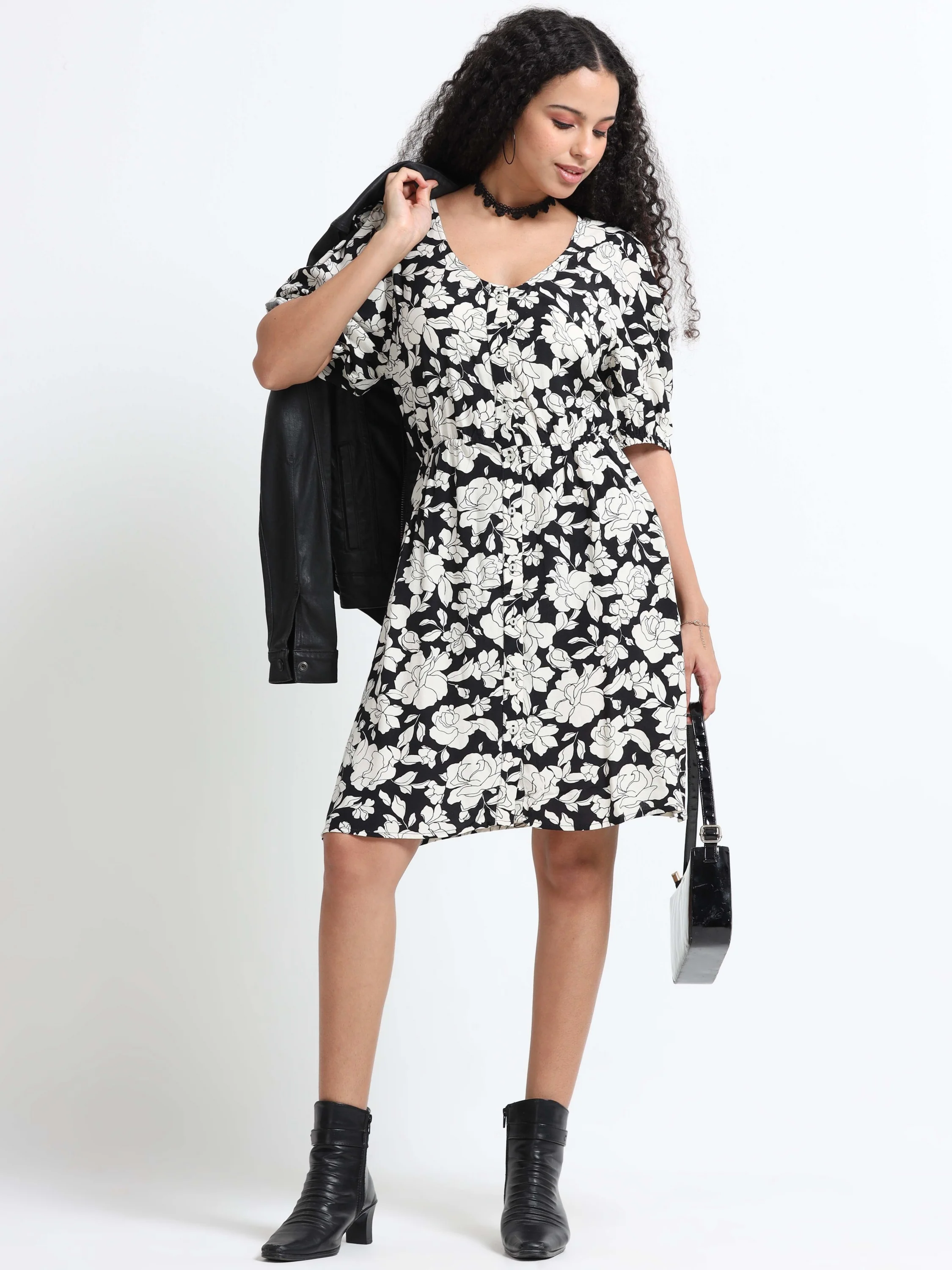 Women Retro Black White Floral Dress - Image 3