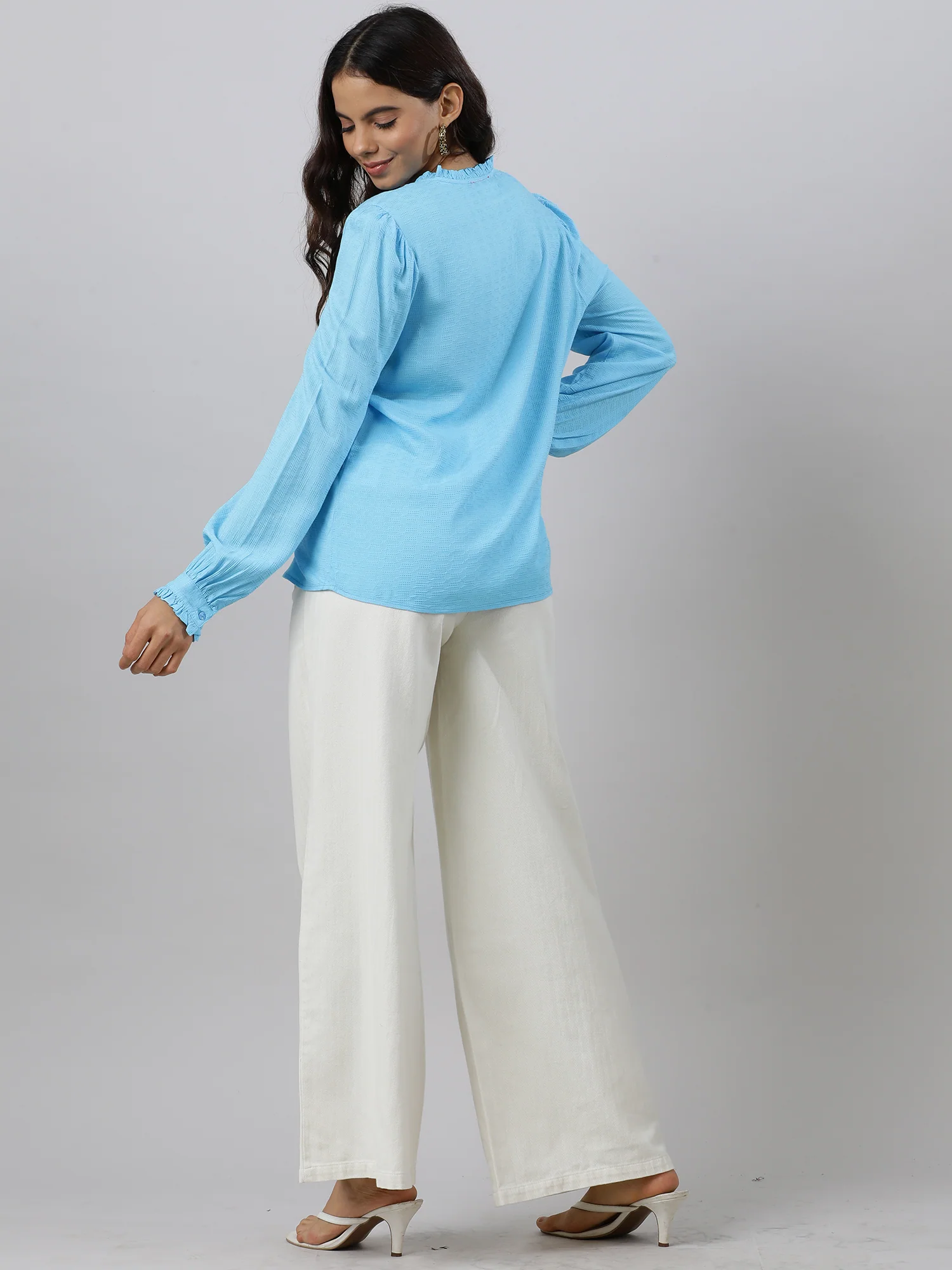 Women Ruffles Flare Blue Sleeve Top - Image 5