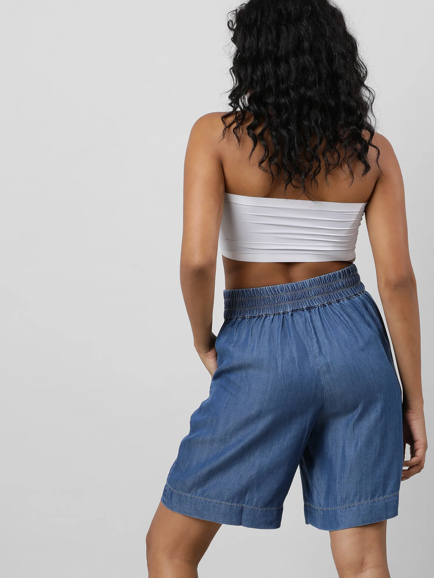 Women Snazzy Short With Pocket - Image 8