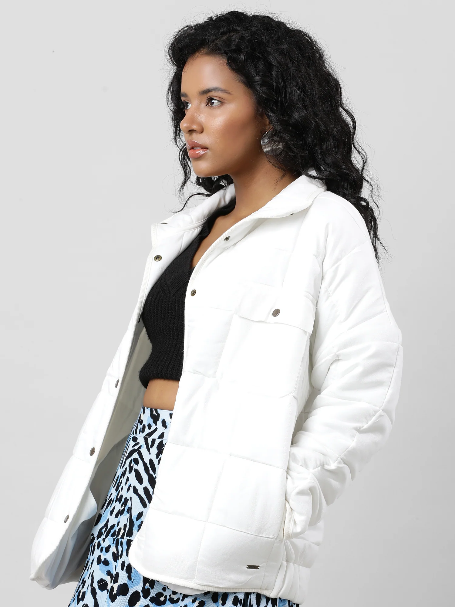 Women White Oversize Jacket - Image 7