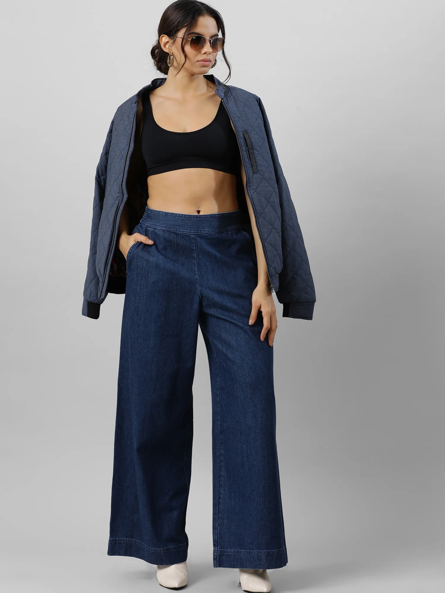Women Wide Leg High Rise Jeans - Image 5
