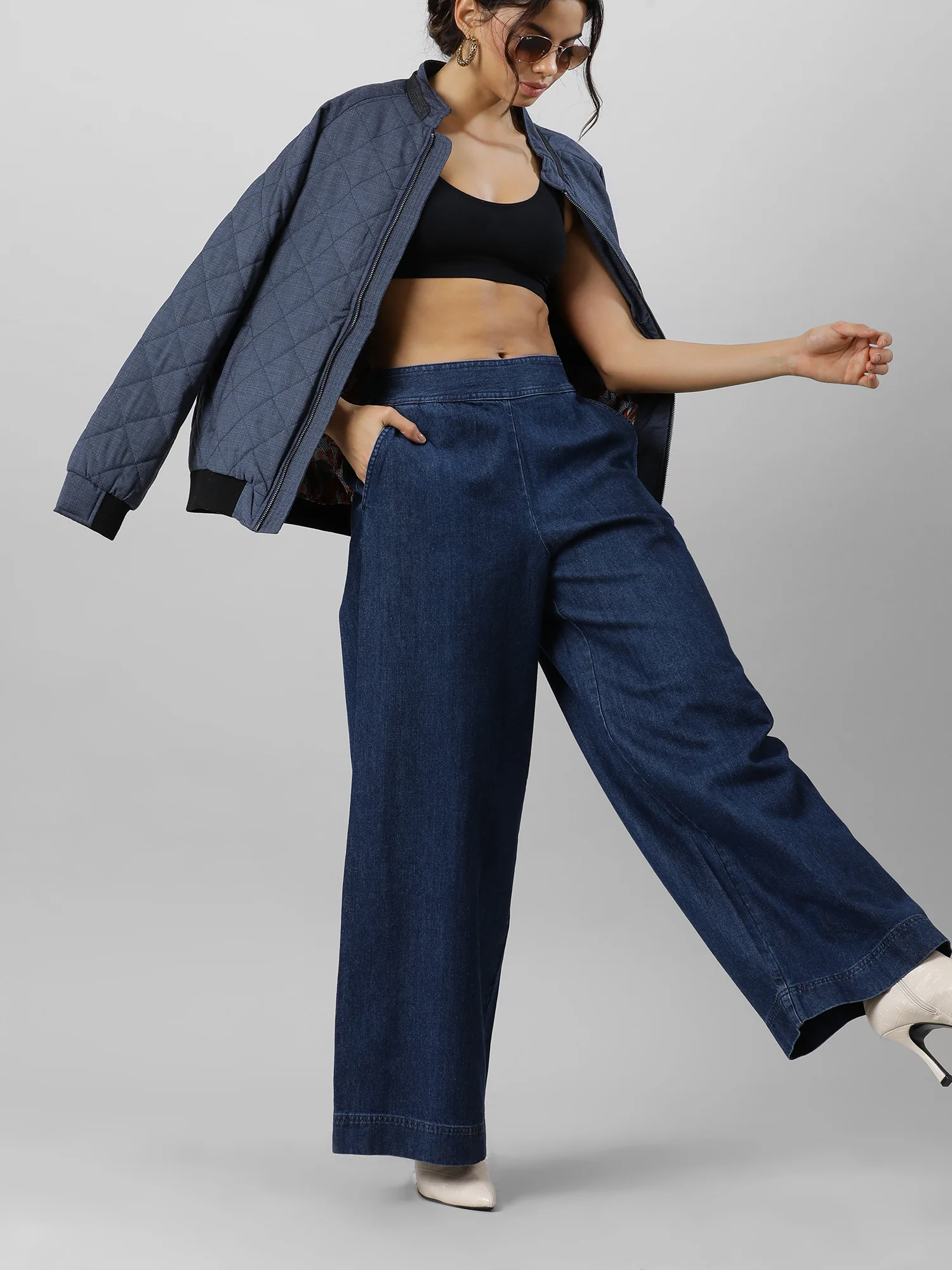 Women Wide Leg High Rise Jeans - Image 6