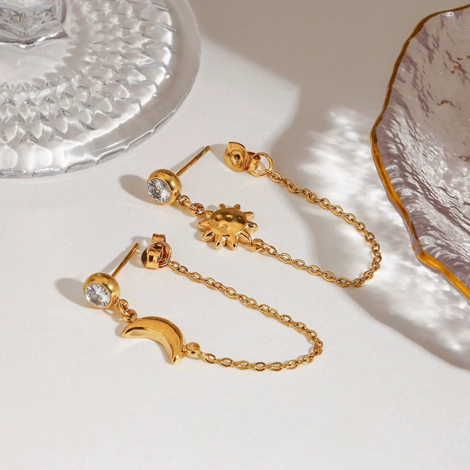 Sun & Moon Chain Drop Earring