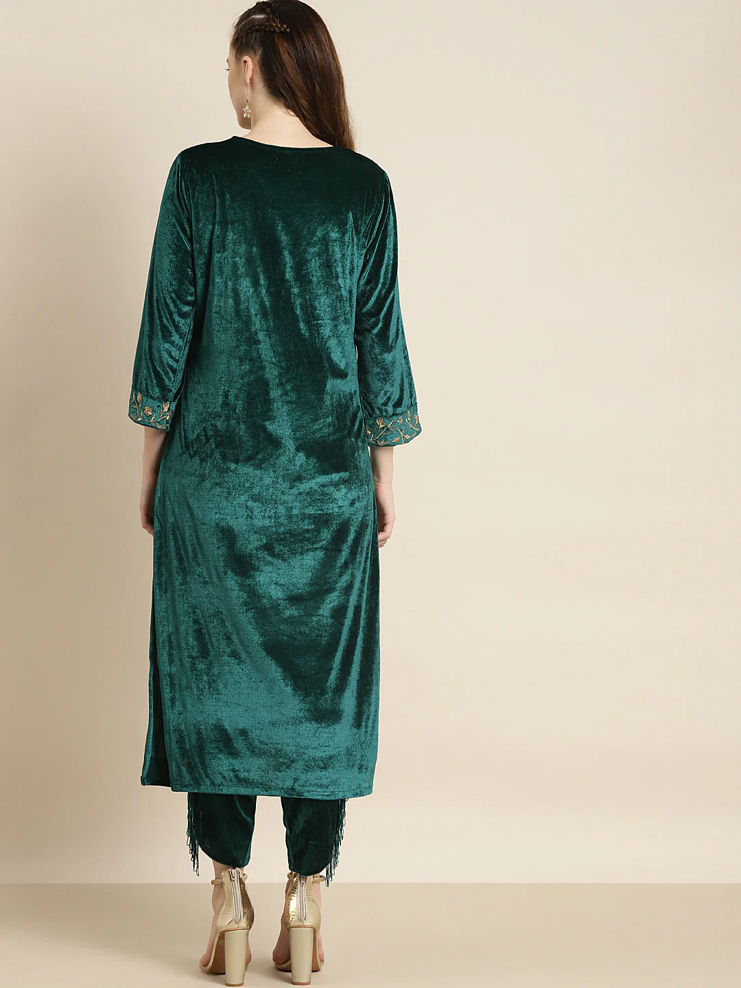 Teal Velvet Floral Zari Embroidery Kurta - Image 4