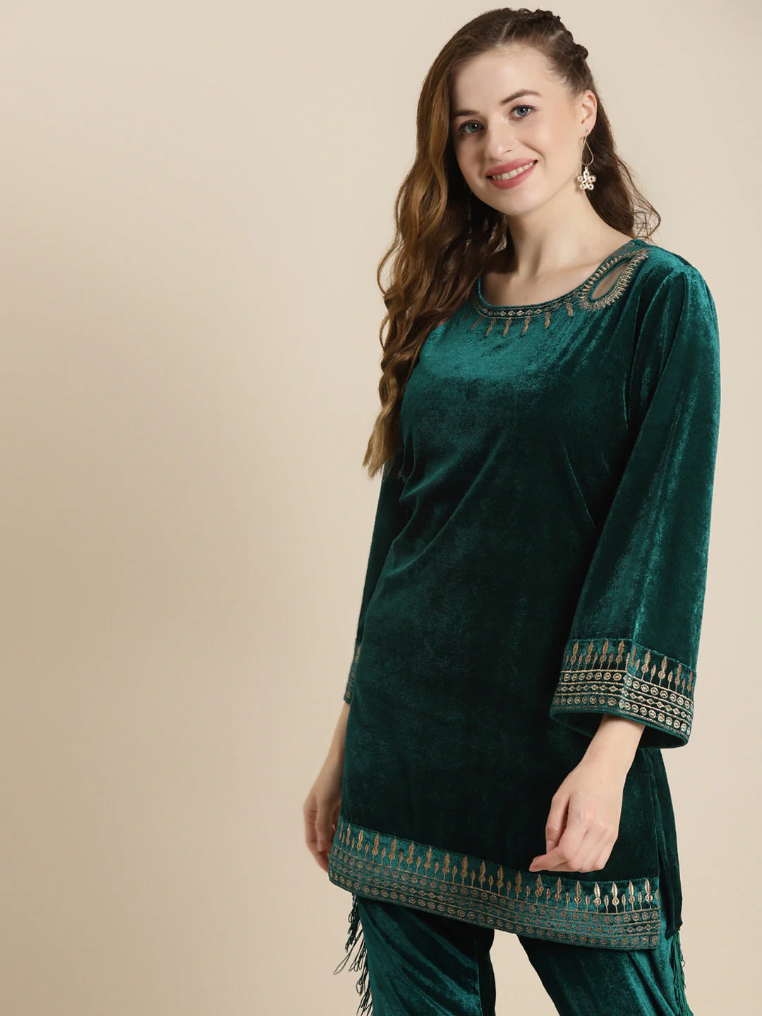 Teal Velvet Zari Embroidered Short Kurta - Image 3