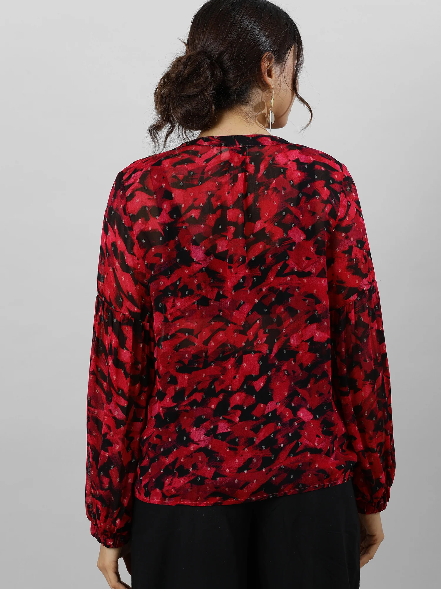 Women Trendy V Neck Floral Print Top - Image 4