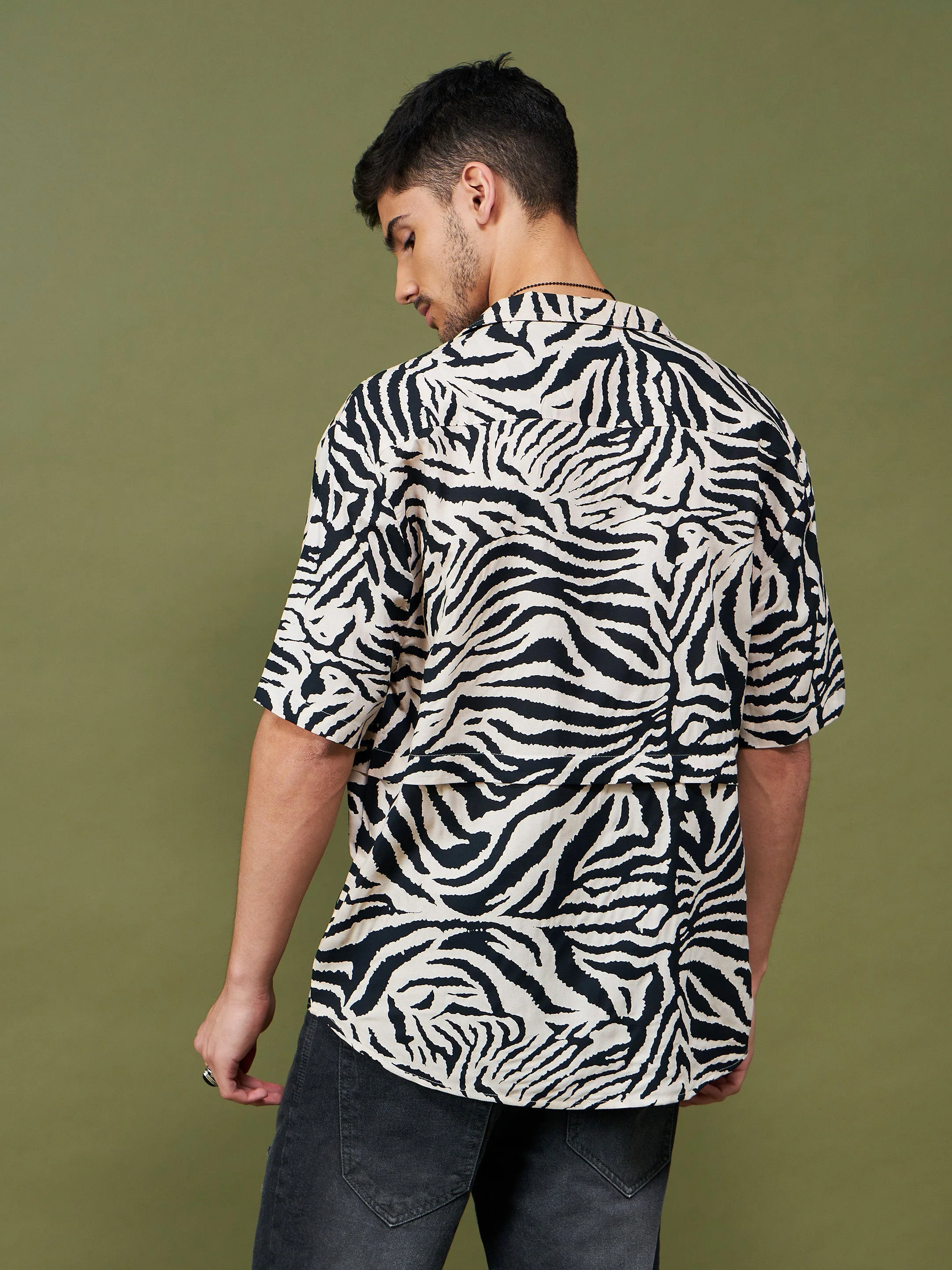 Unisex Beige & Black Animal Print Relax Fit Shirt - Image 5