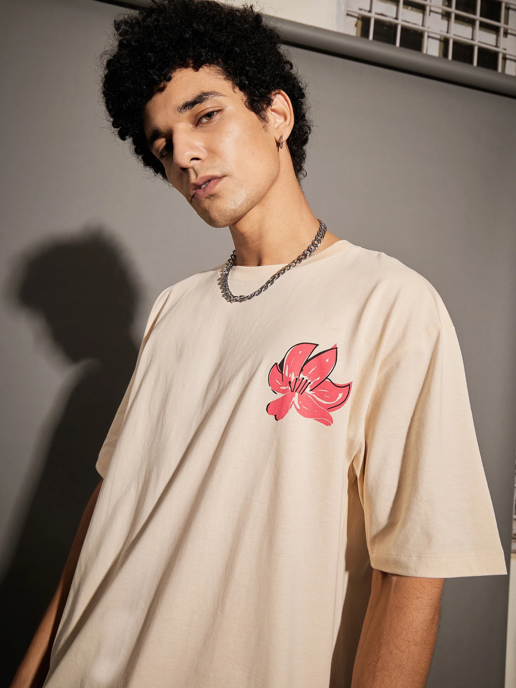 Unisex Beige True Floral Print Oversized T-Shirt - Image 4