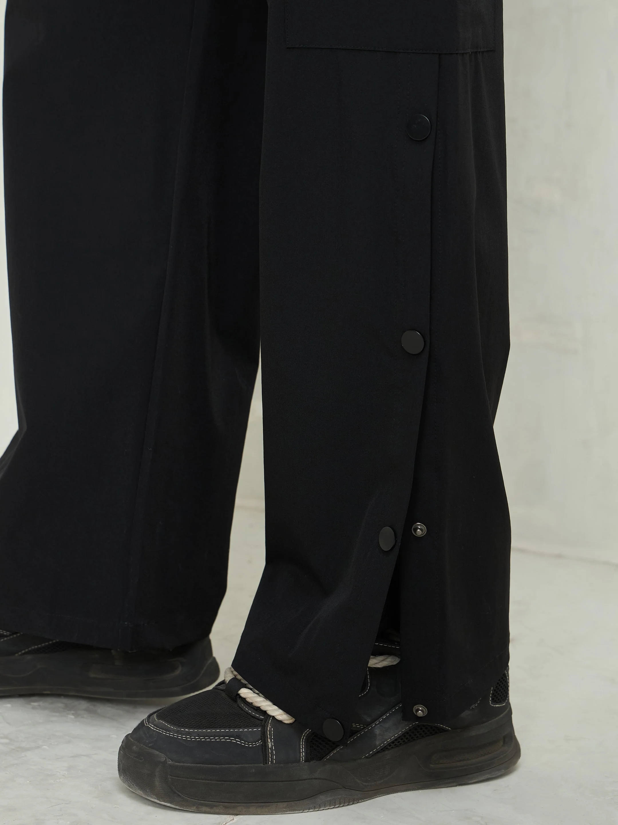 Unisex Black Button Detail Baggy Parachute Pants - Image 5