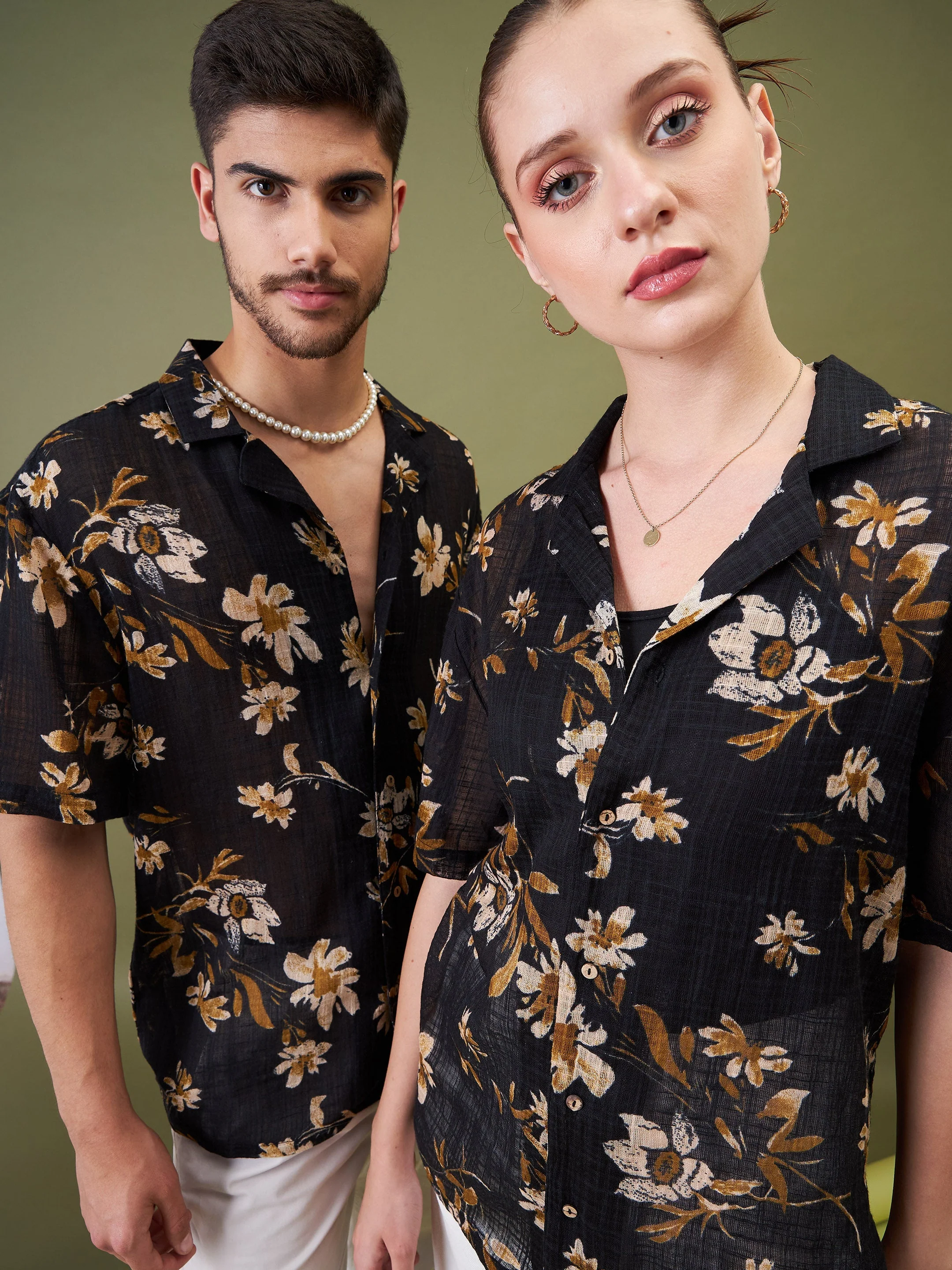 Unisex Black Floral Relax Fit Shirt - Image 2
