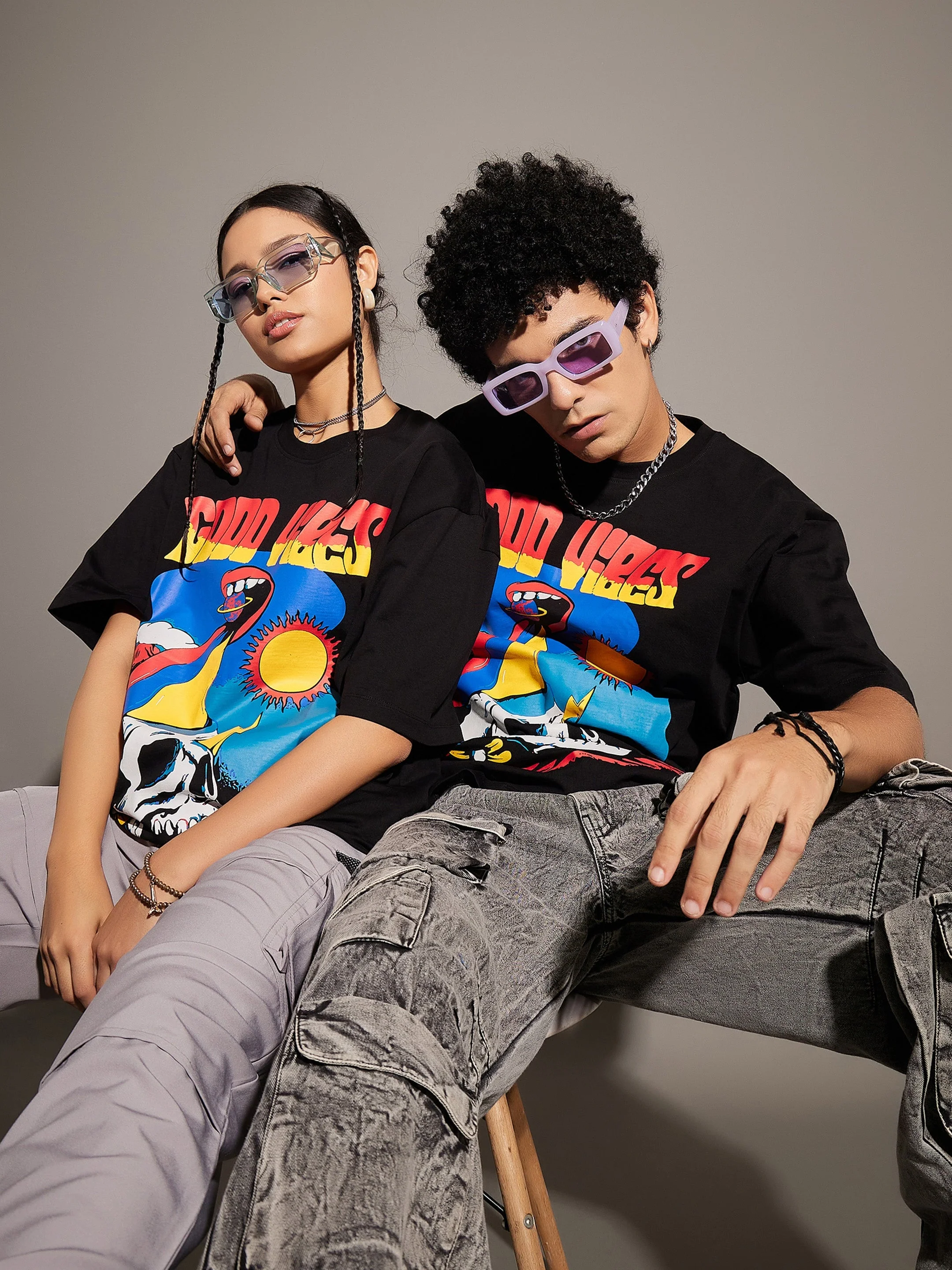 Unisex Black Good Vibes Oversized T-Shirt - Image 2
