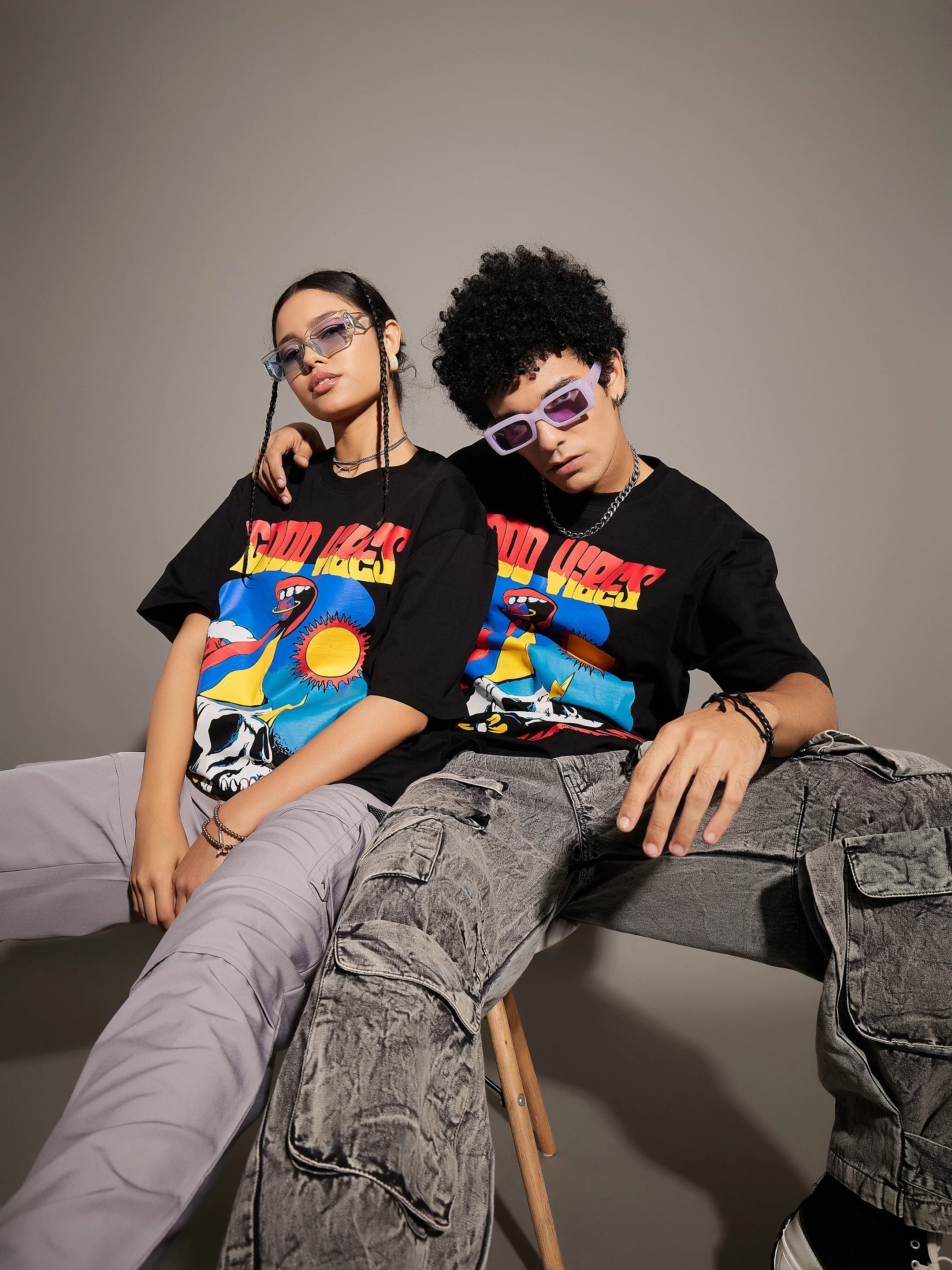 Unisex Black Good Vibes Oversized T-Shirt - Image 3