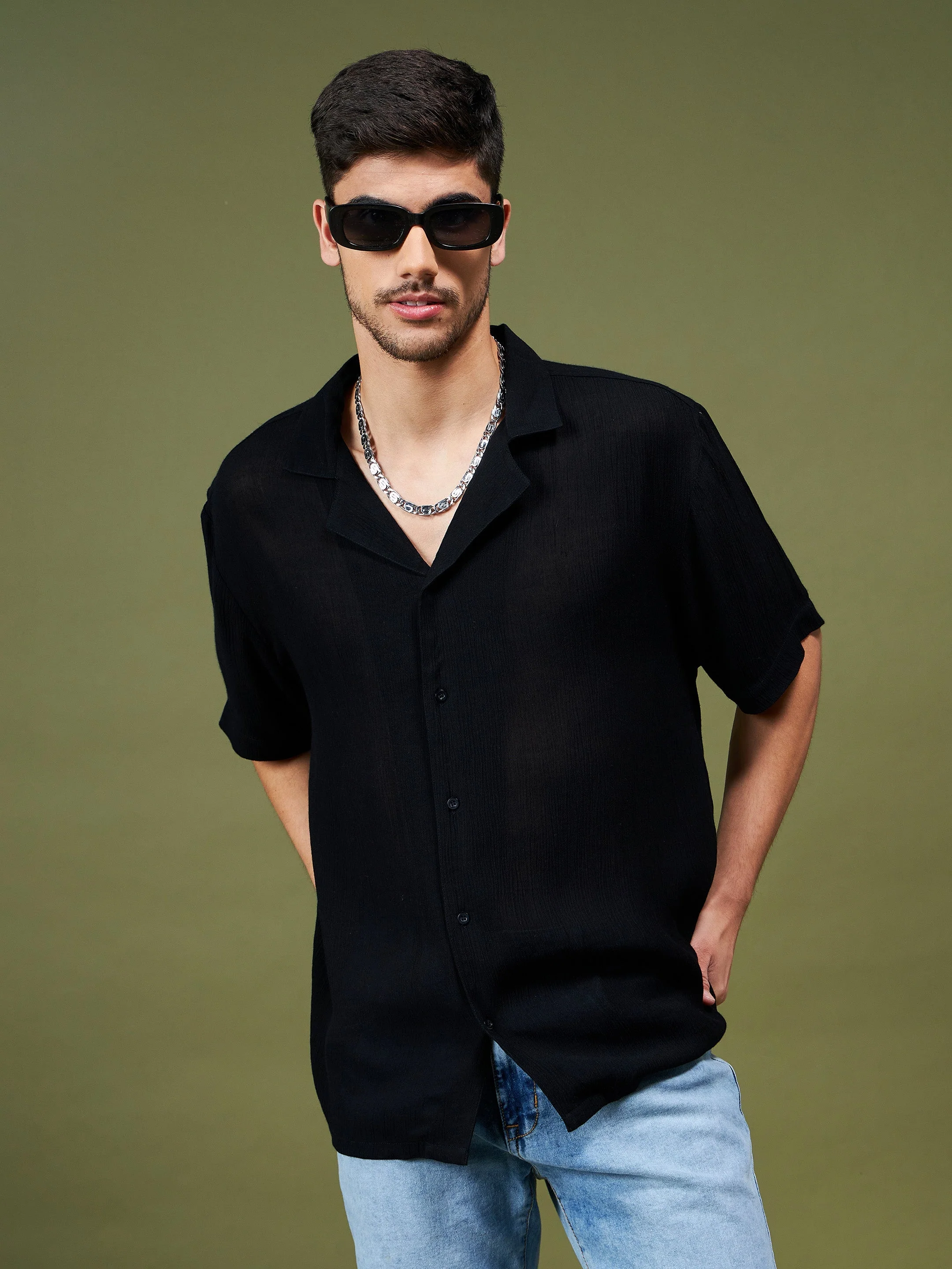 Unisex Black Solid Relax Fit Shirt - Image 4