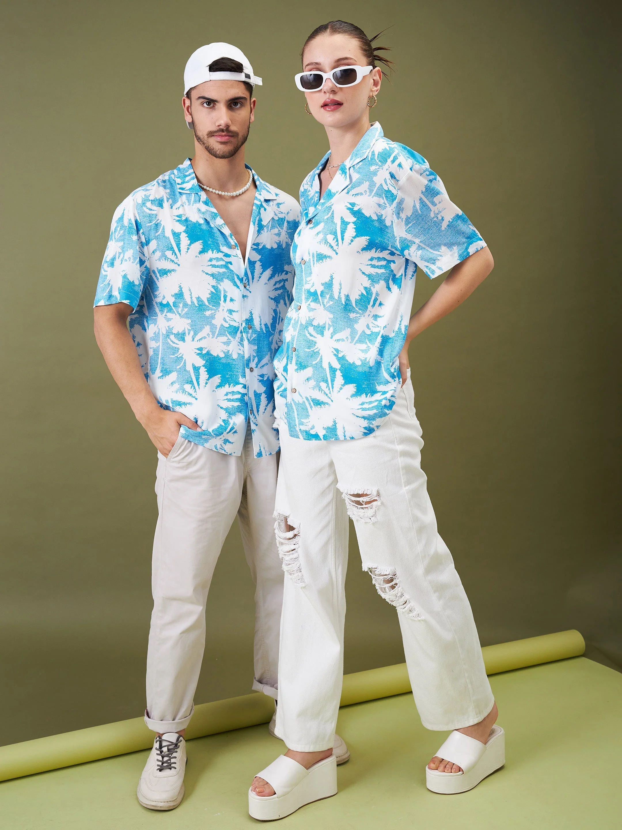 Unisex Blue & White Tropical Floral Relax Fit Shirt - Image 4
