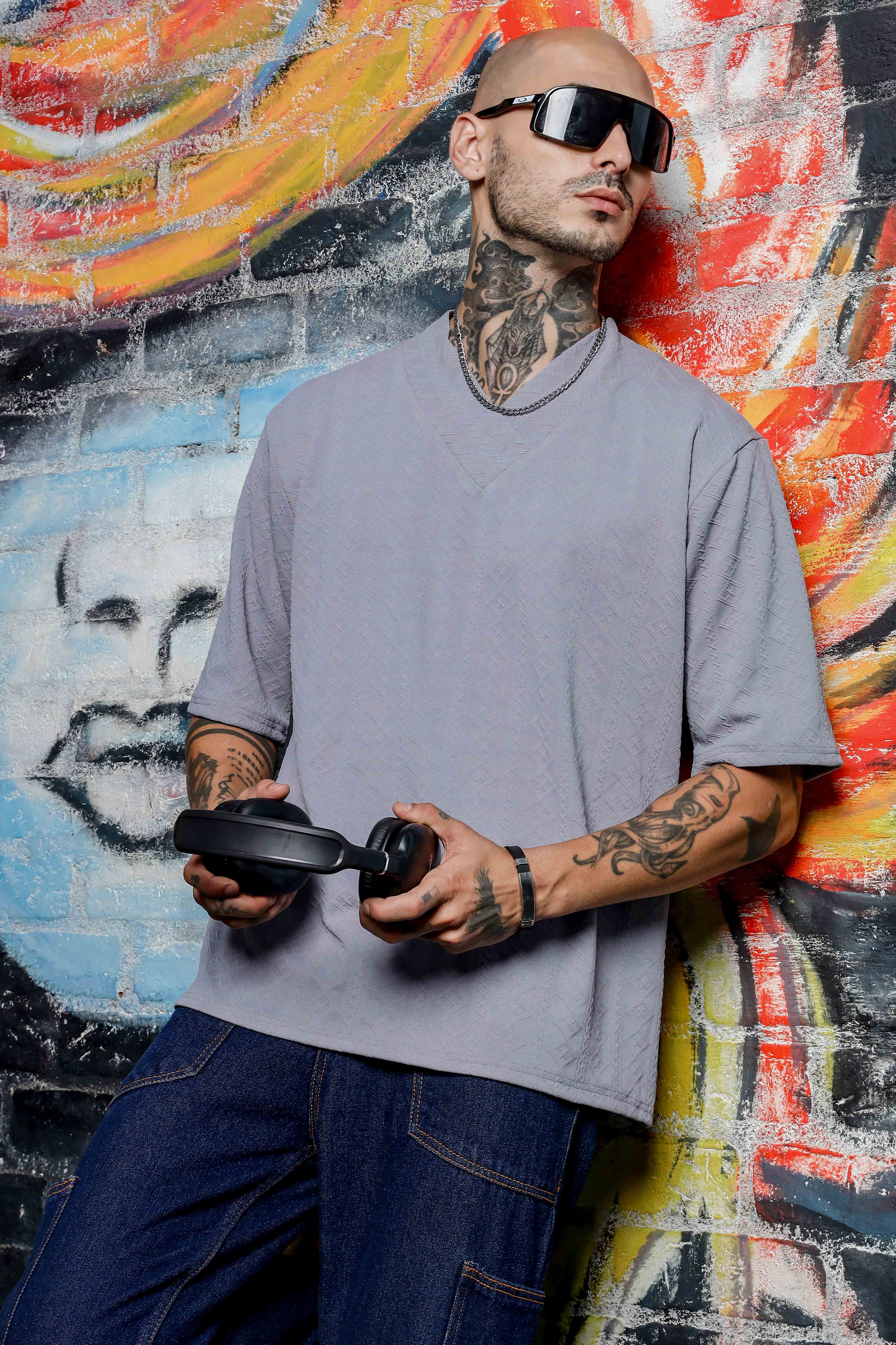 Unisex Grey Oversized T-shirt - Image 4