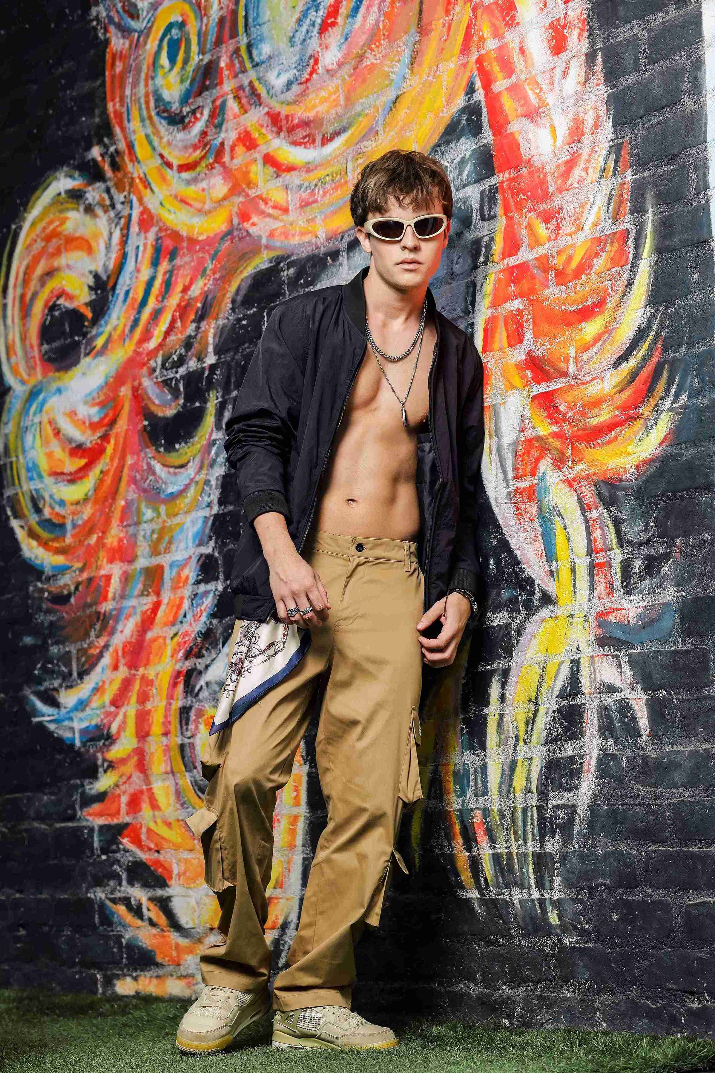 Unisex Khaki Baggy Fit Cargo Trousers - Image 7
