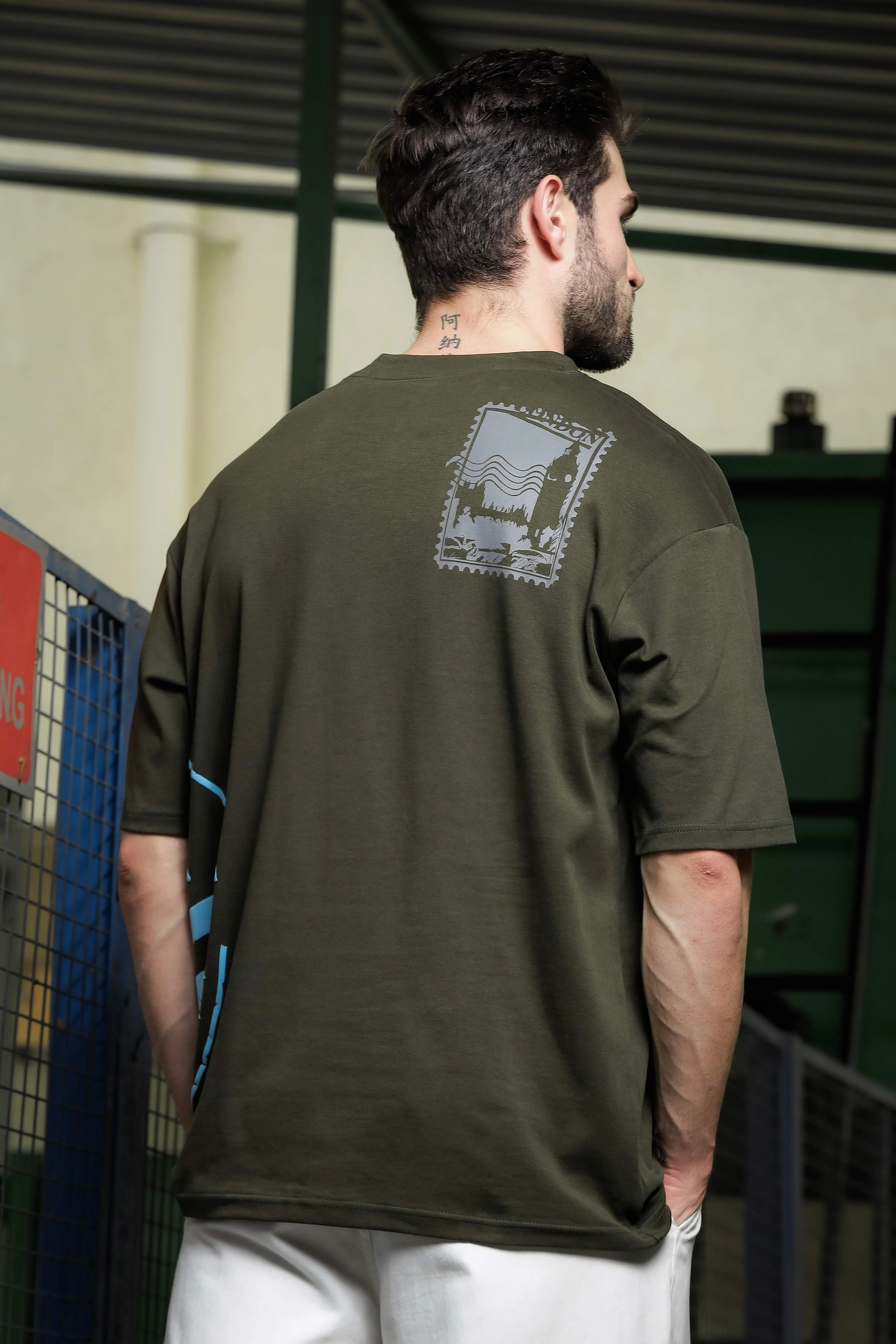 Unisex Olive Oversized Printed T-shirt - Image 3