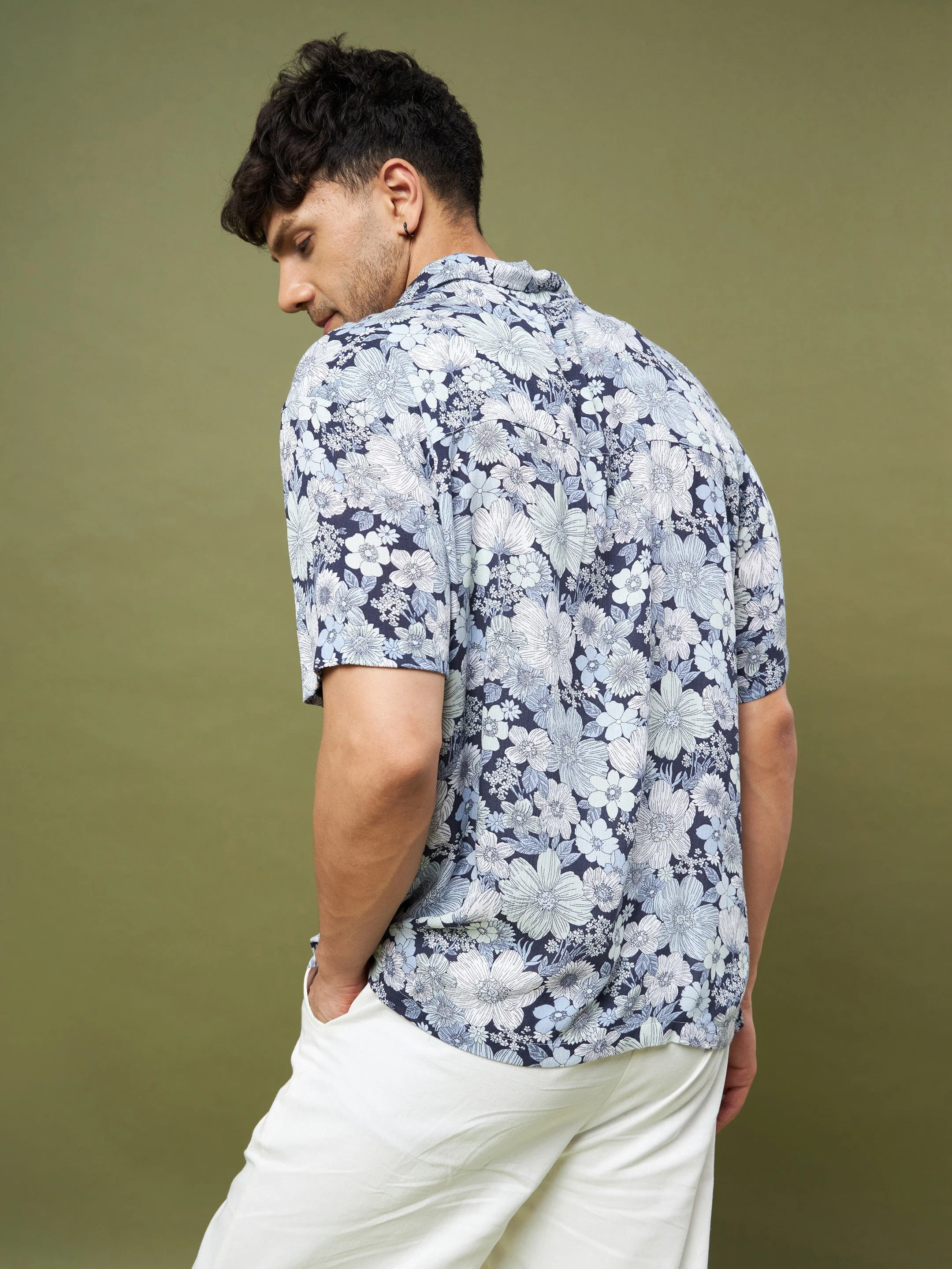 Unisex White & Blue Floral Print Relax Fit Shirt - Image 4